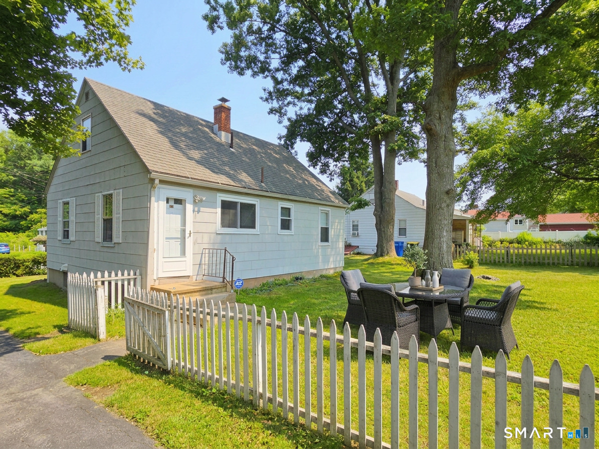 417 Atwood Avenue photo 6