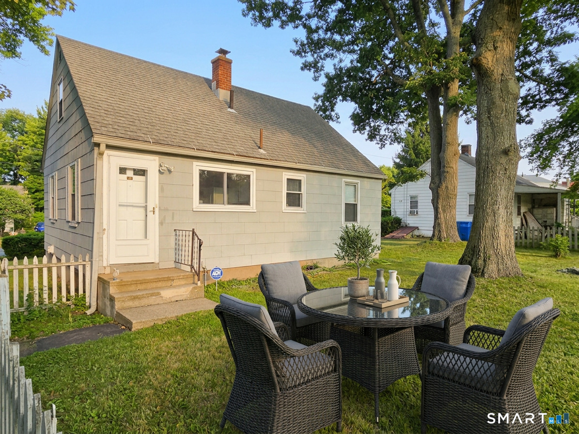 417 Atwood Avenue photo 5