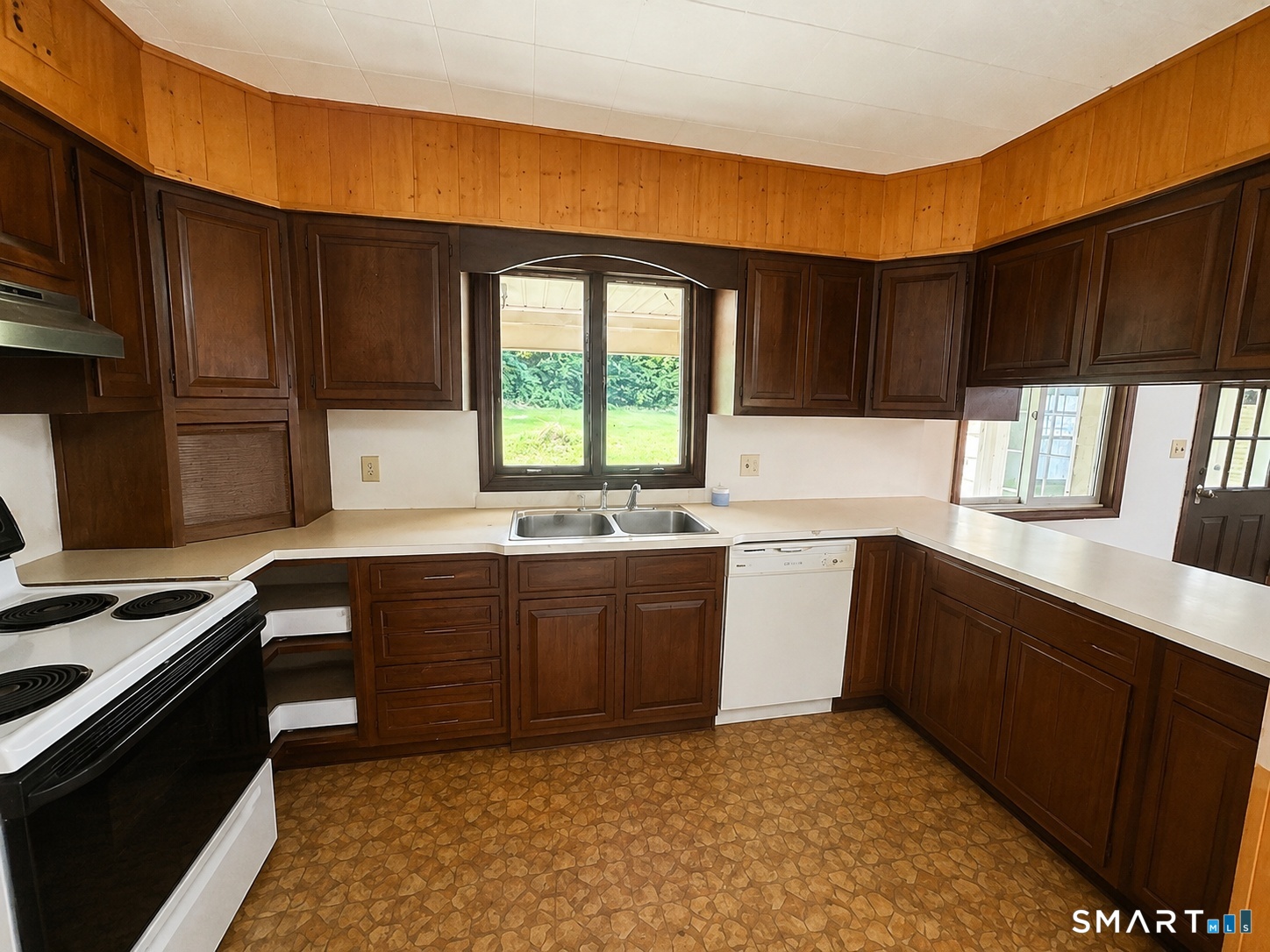 88 Northside Drive photo 18