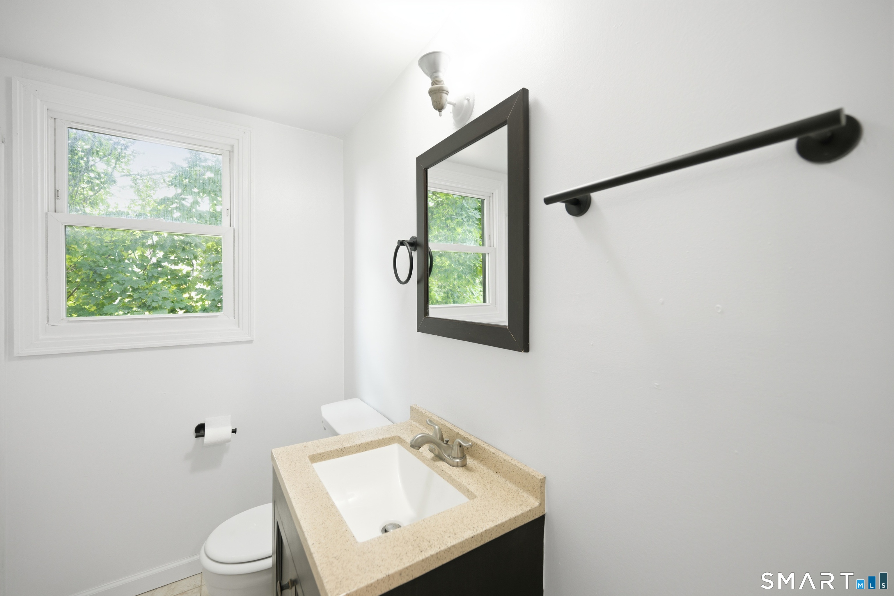 34 Corona Drive photo 12