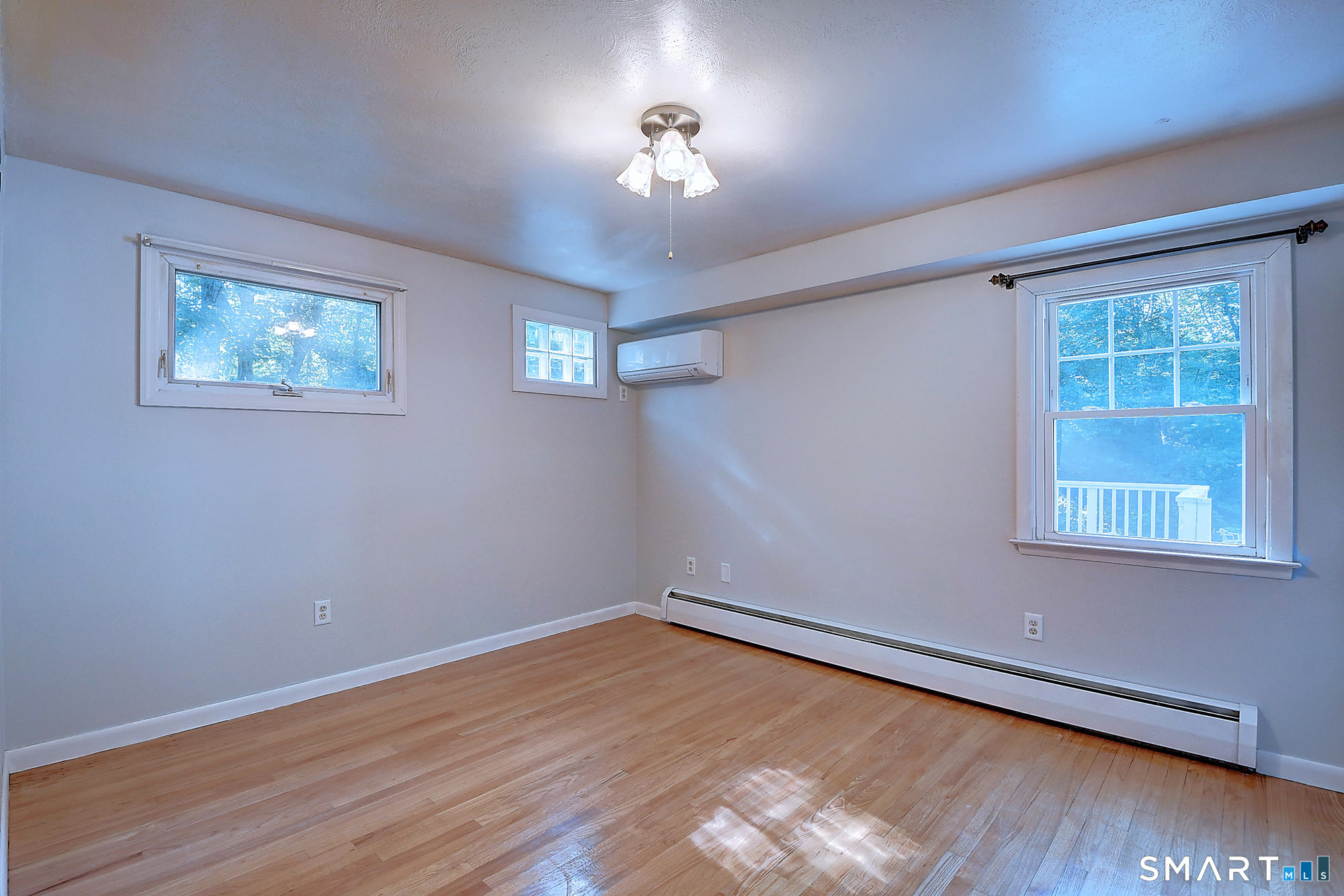 58 Elizabeth Drive photo 15