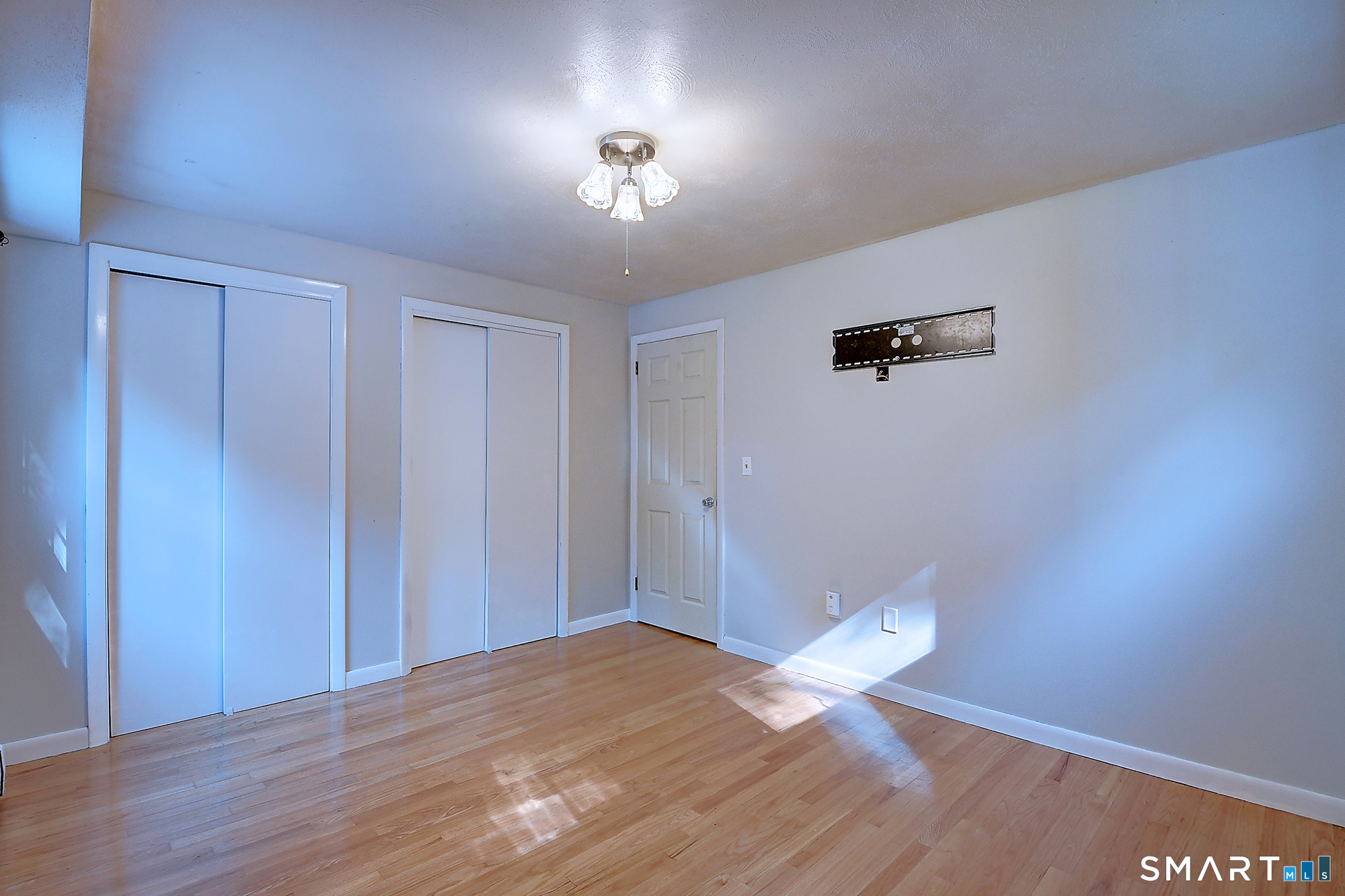 58 Elizabeth Drive photo 17