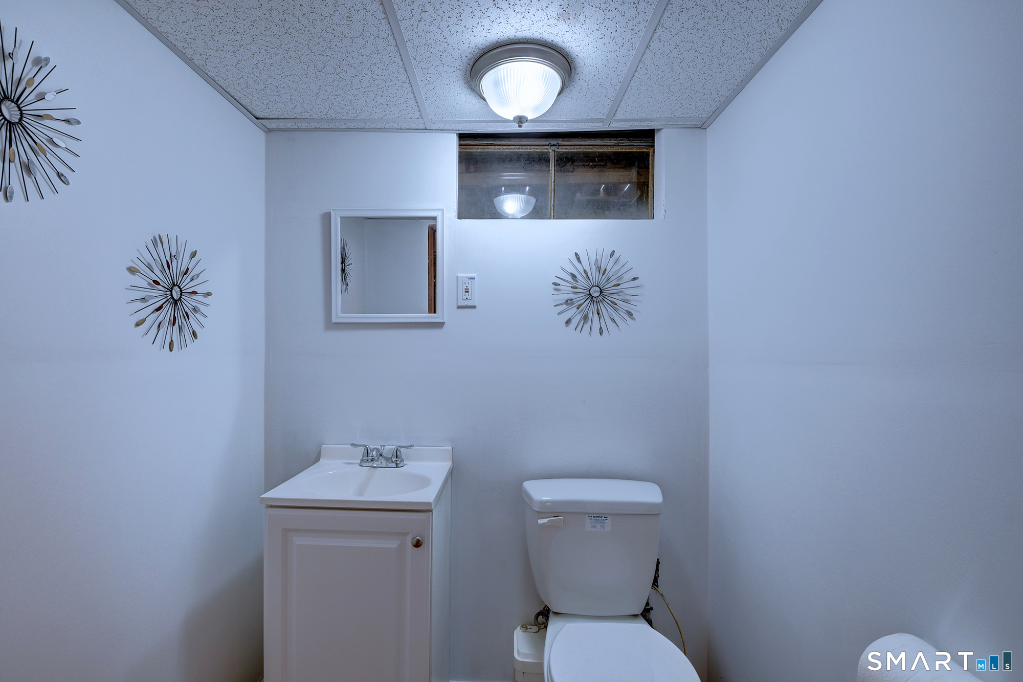 58 Elizabeth Drive photo 28