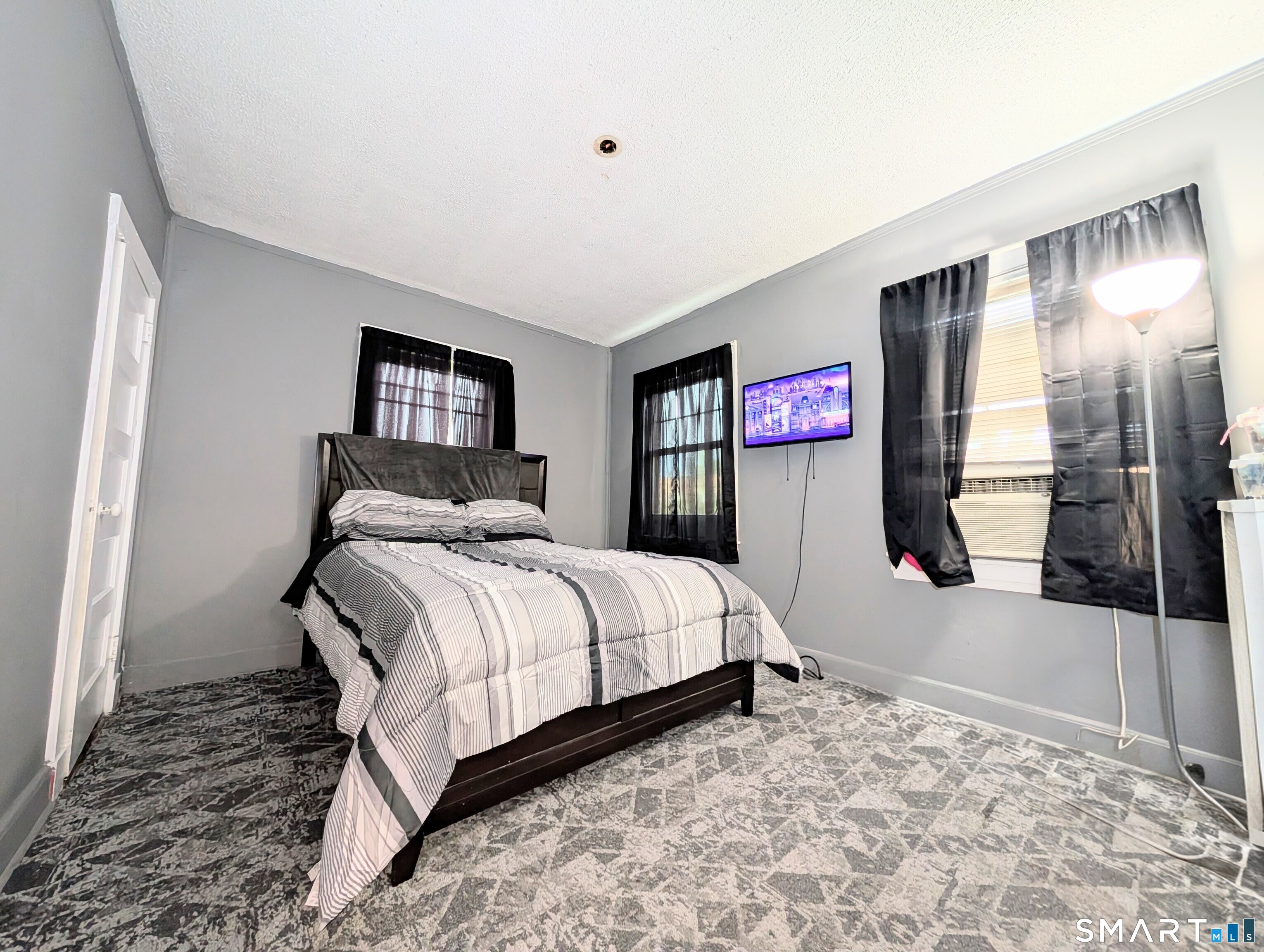 557 Wilmot Avenue Unit #6 photo 17