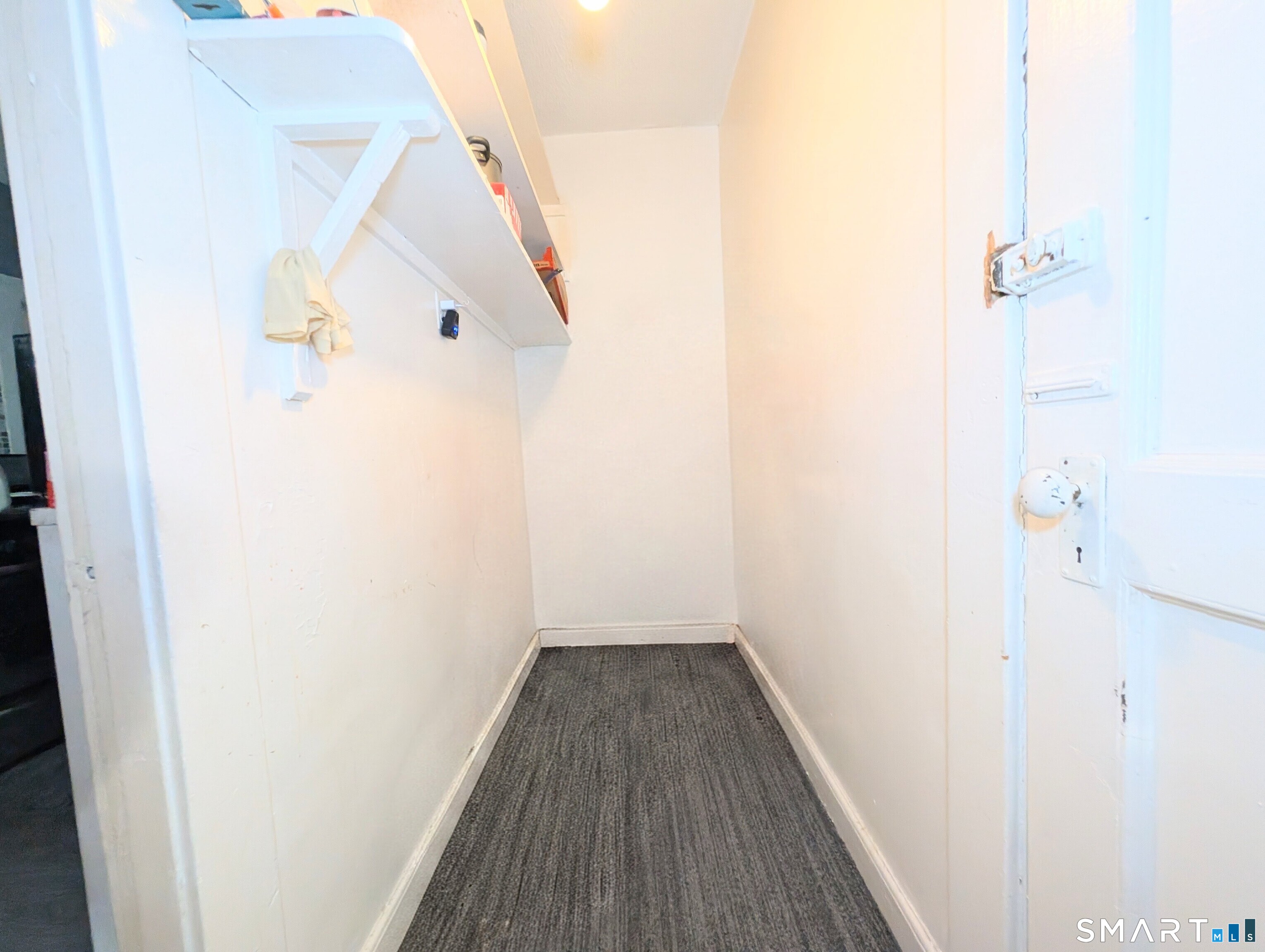 557 Wilmot Avenue Unit #6 photo 25