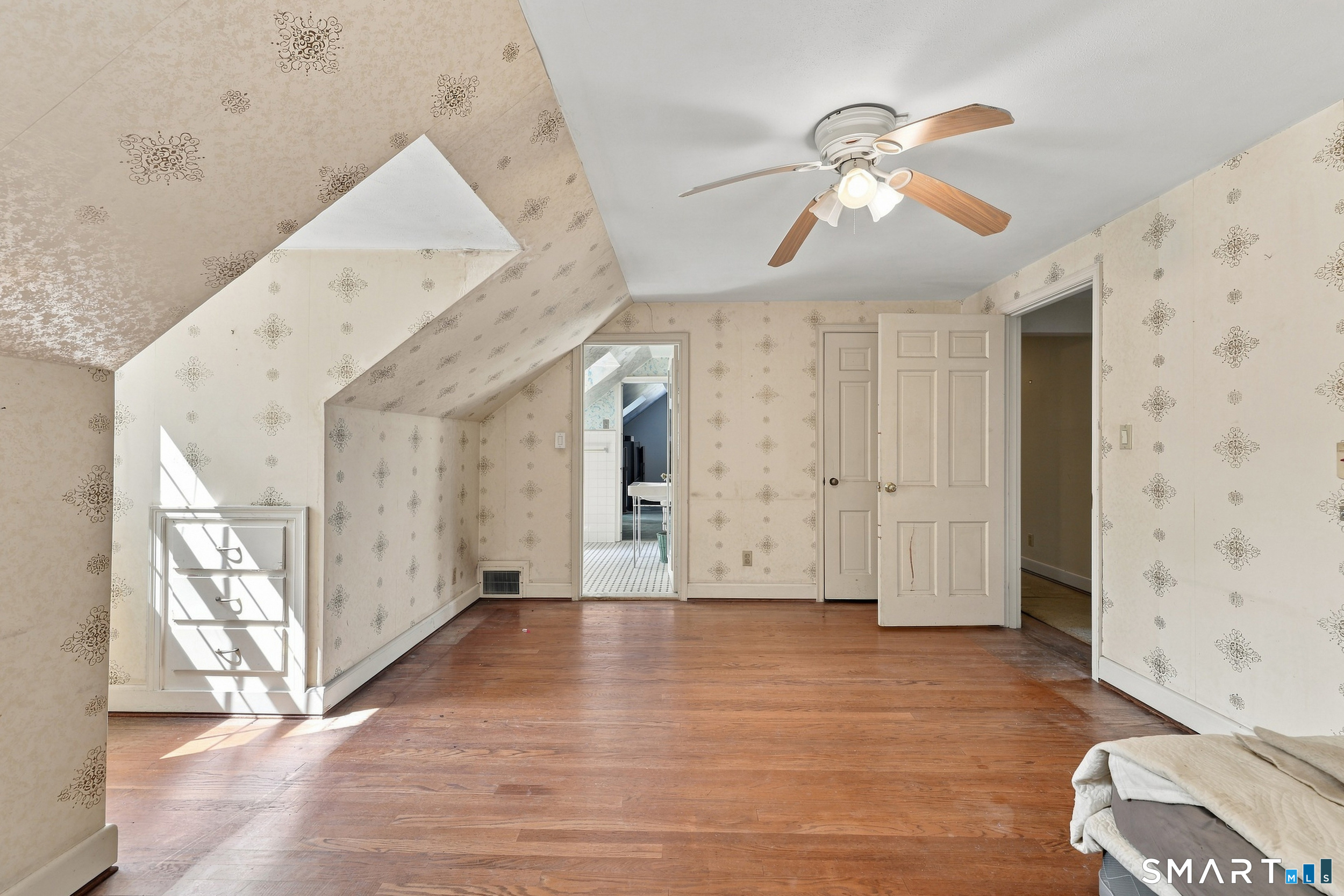 54 Ferncliff Drive photo 23
