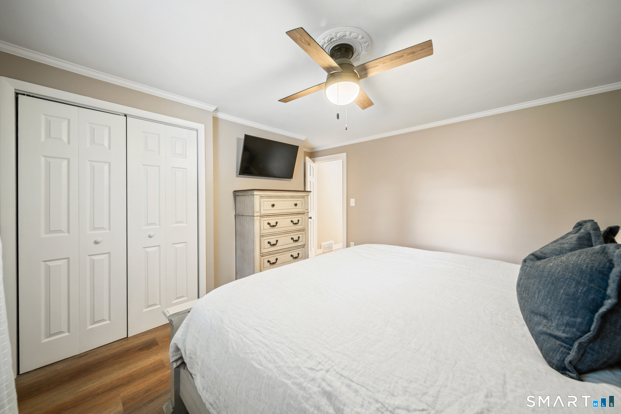 4 Gloria Avenue photo 15