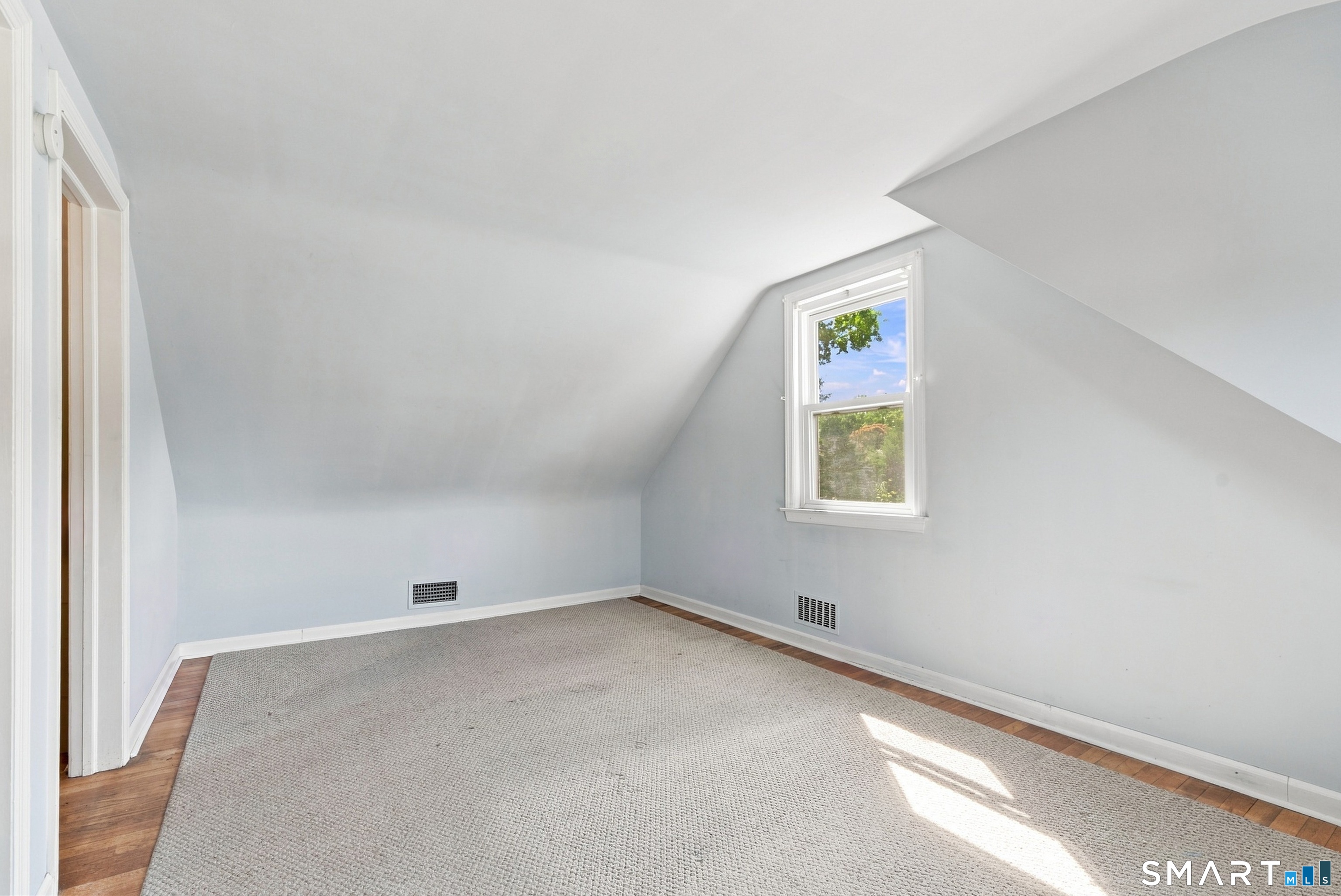 18 Chatham Drive photo 15