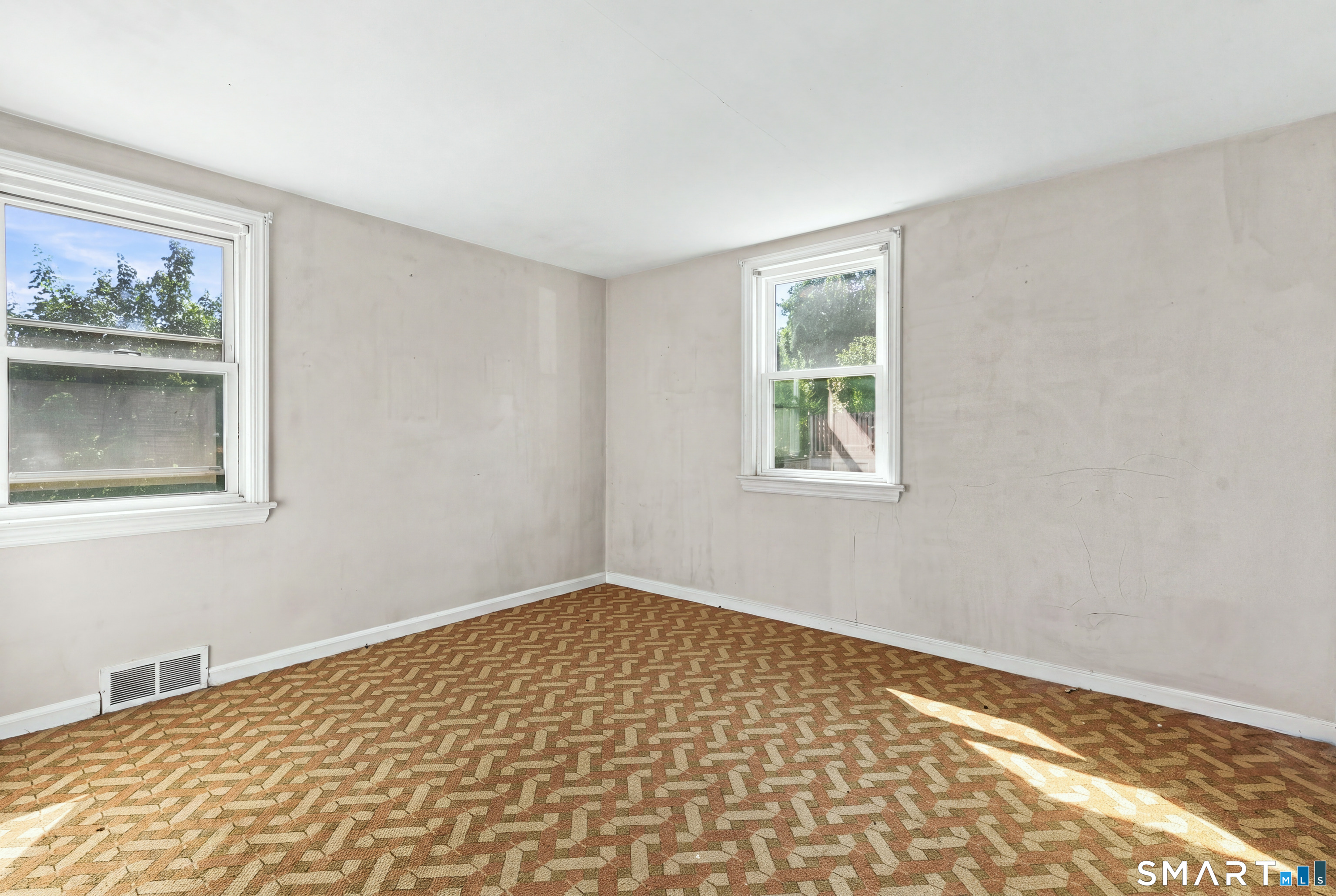 18 Chatham Drive photo 11