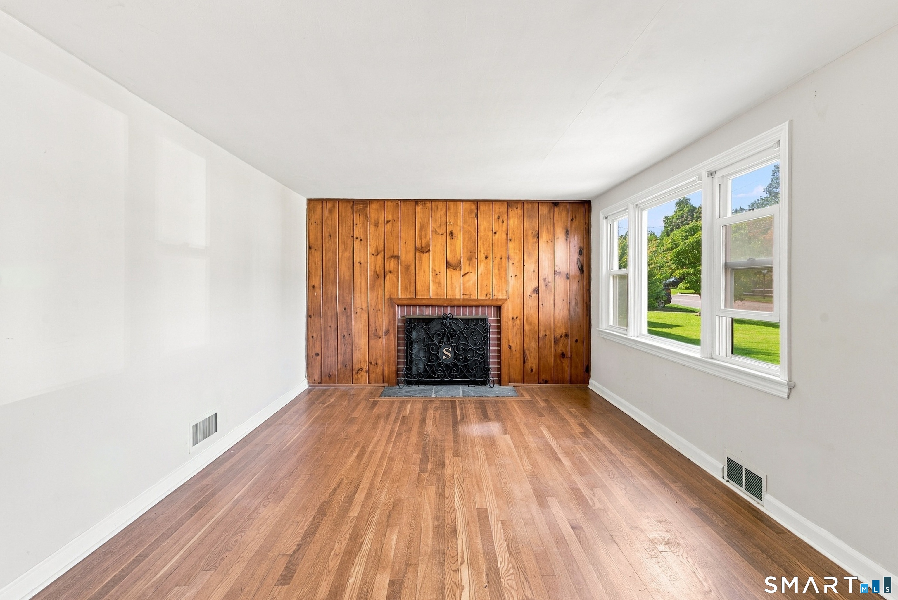 18 Chatham Drive photo 5