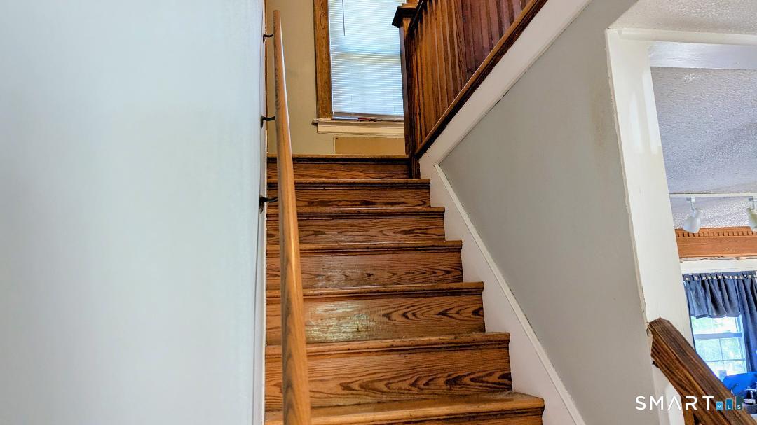 355 Curtis Street photo 10