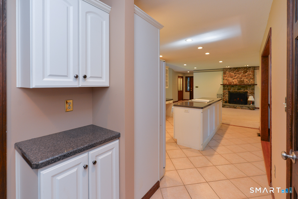 1167 Purchase Brook Road photo 8