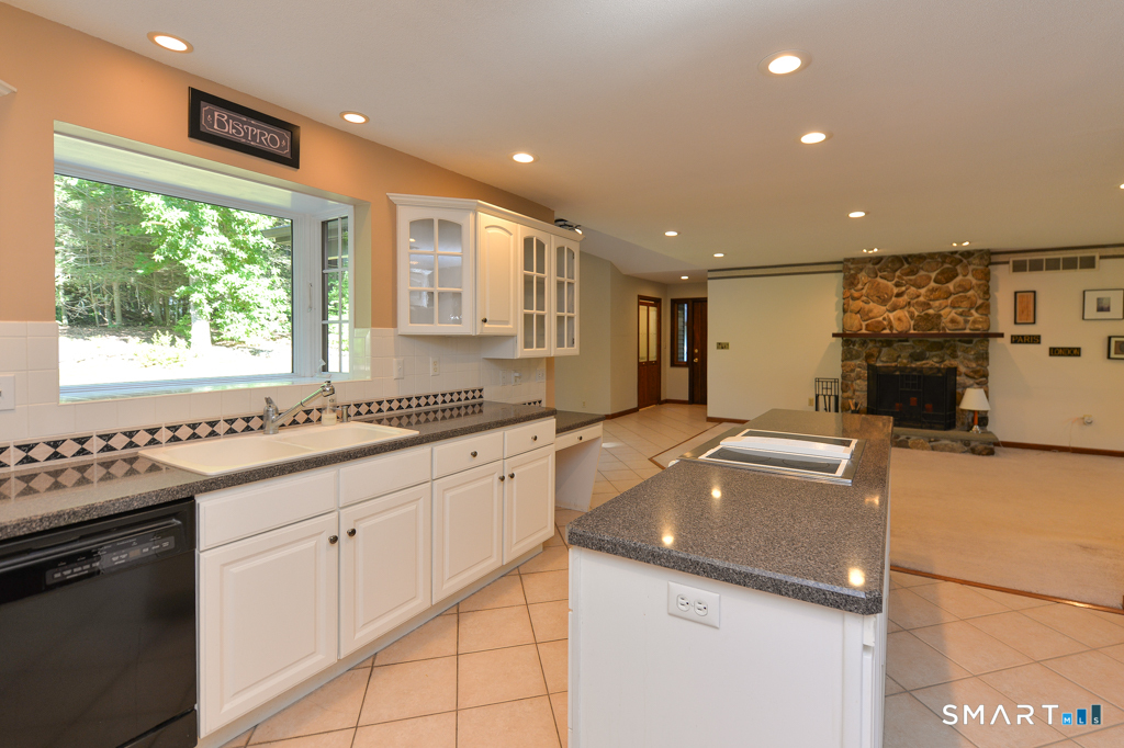 1167 Purchase Brook Road photo 10