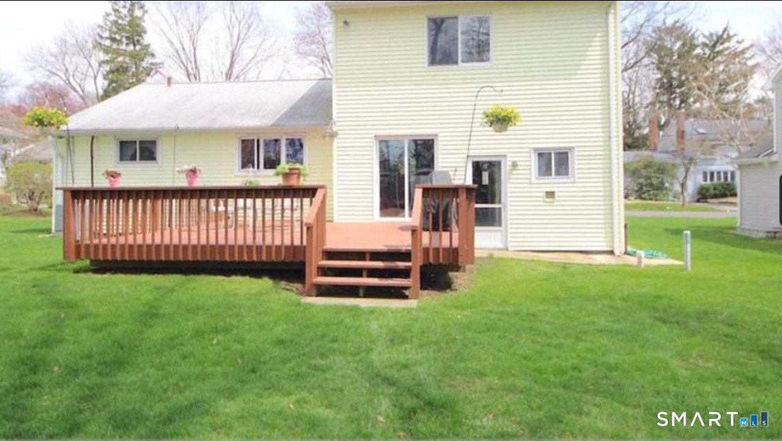 61 Kenilworth Drive West photo 18