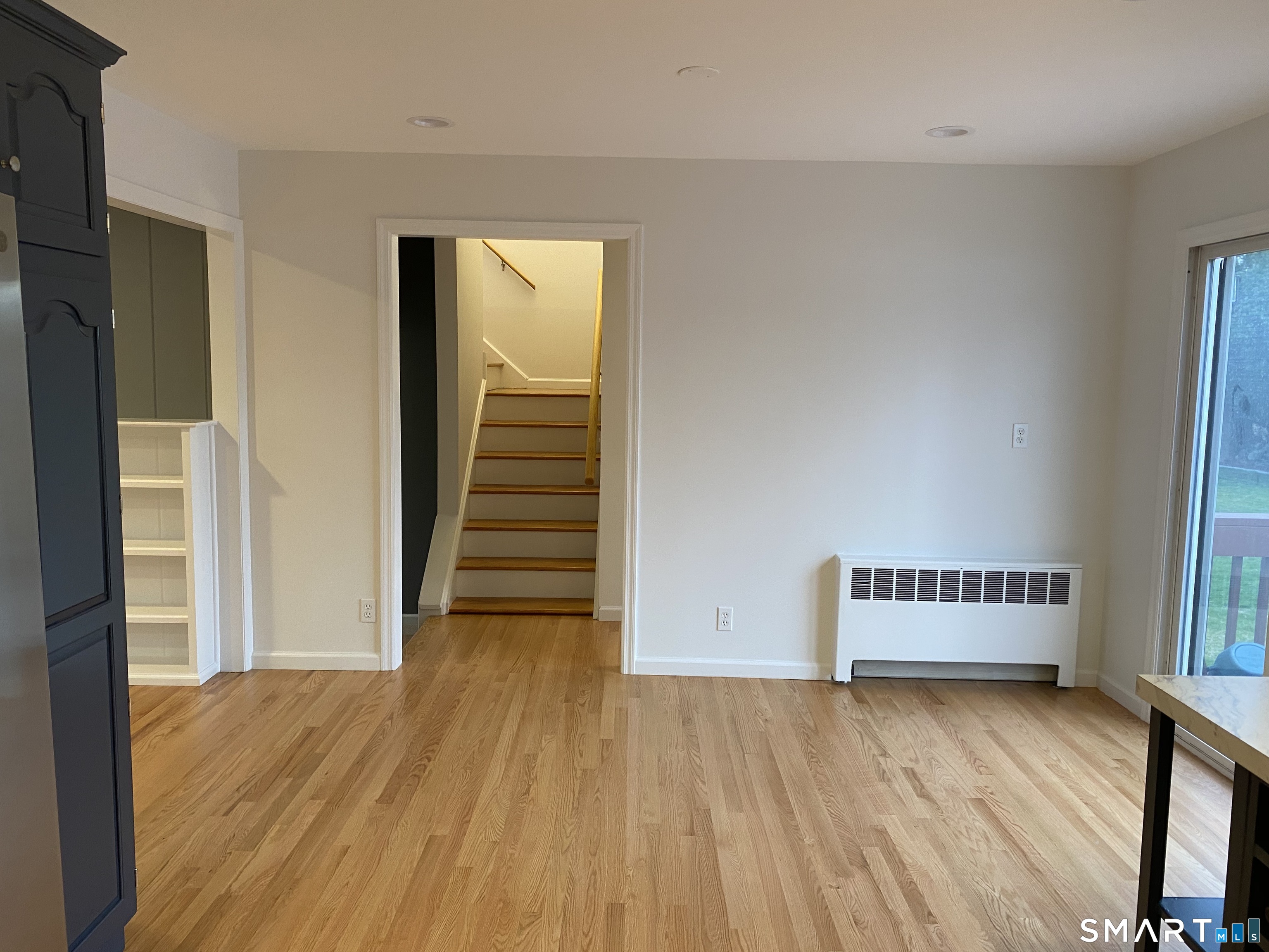 61 Kenilworth Drive West photo 7