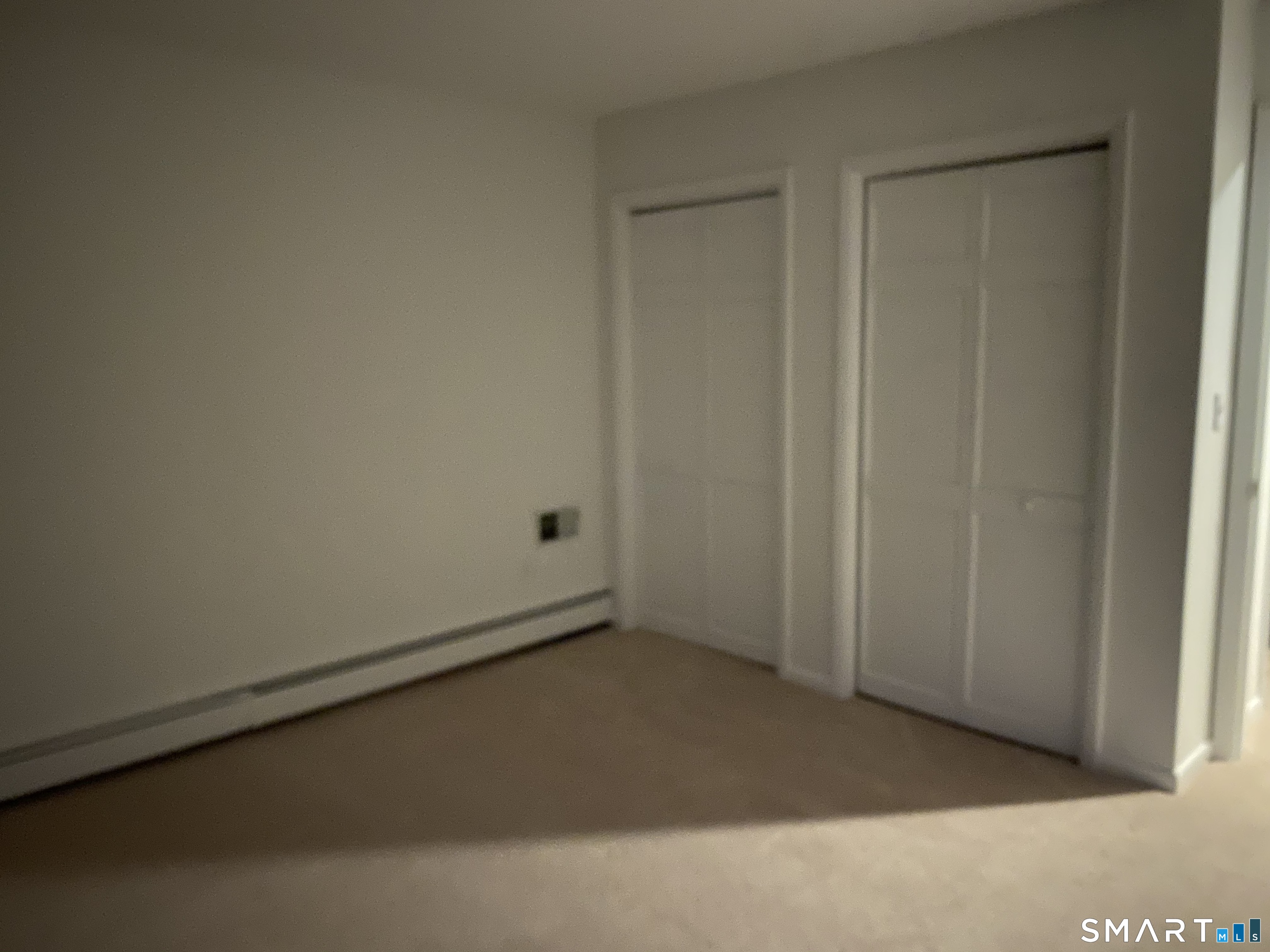61 Kenilworth Drive West photo 9