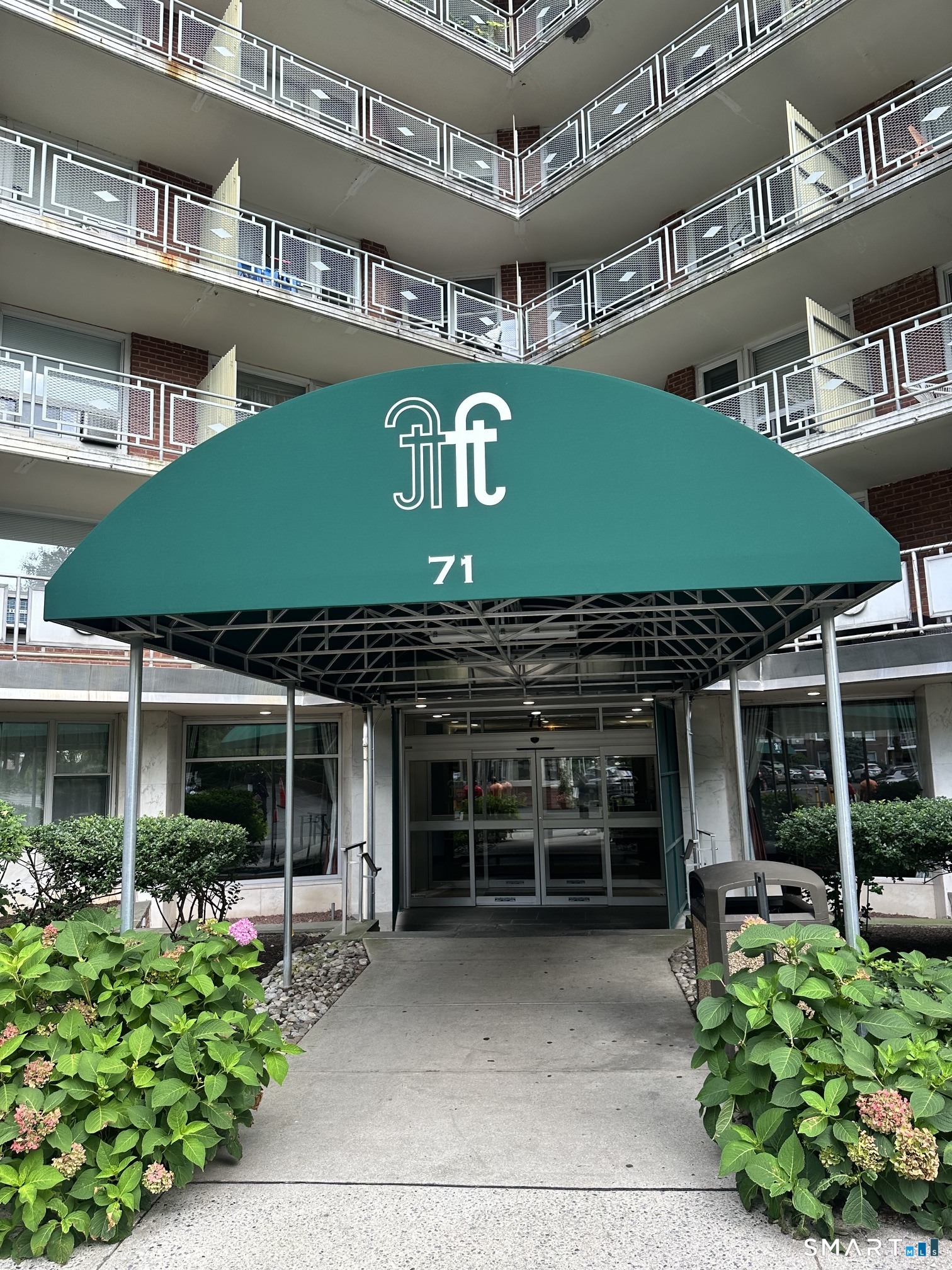 71 Strawberry Hill Avenue Unit #320