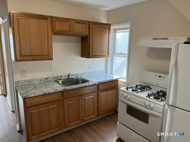 13 Armstrong Place photo 17