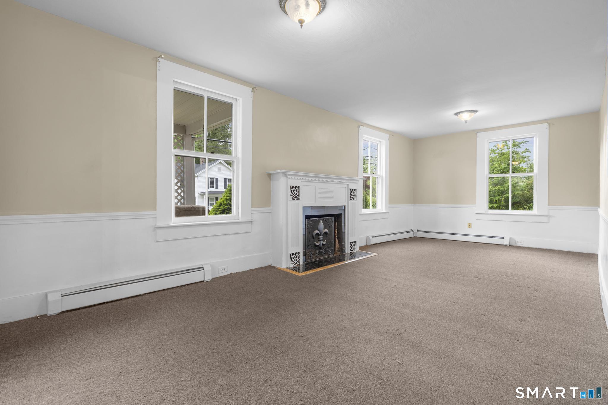 84 New Road photo 14