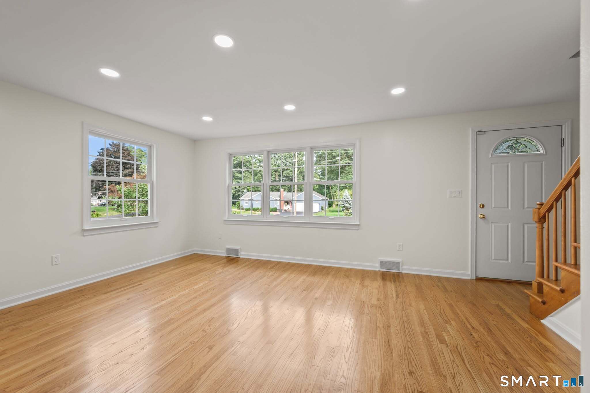 37 Pilgrim Drive photo 10