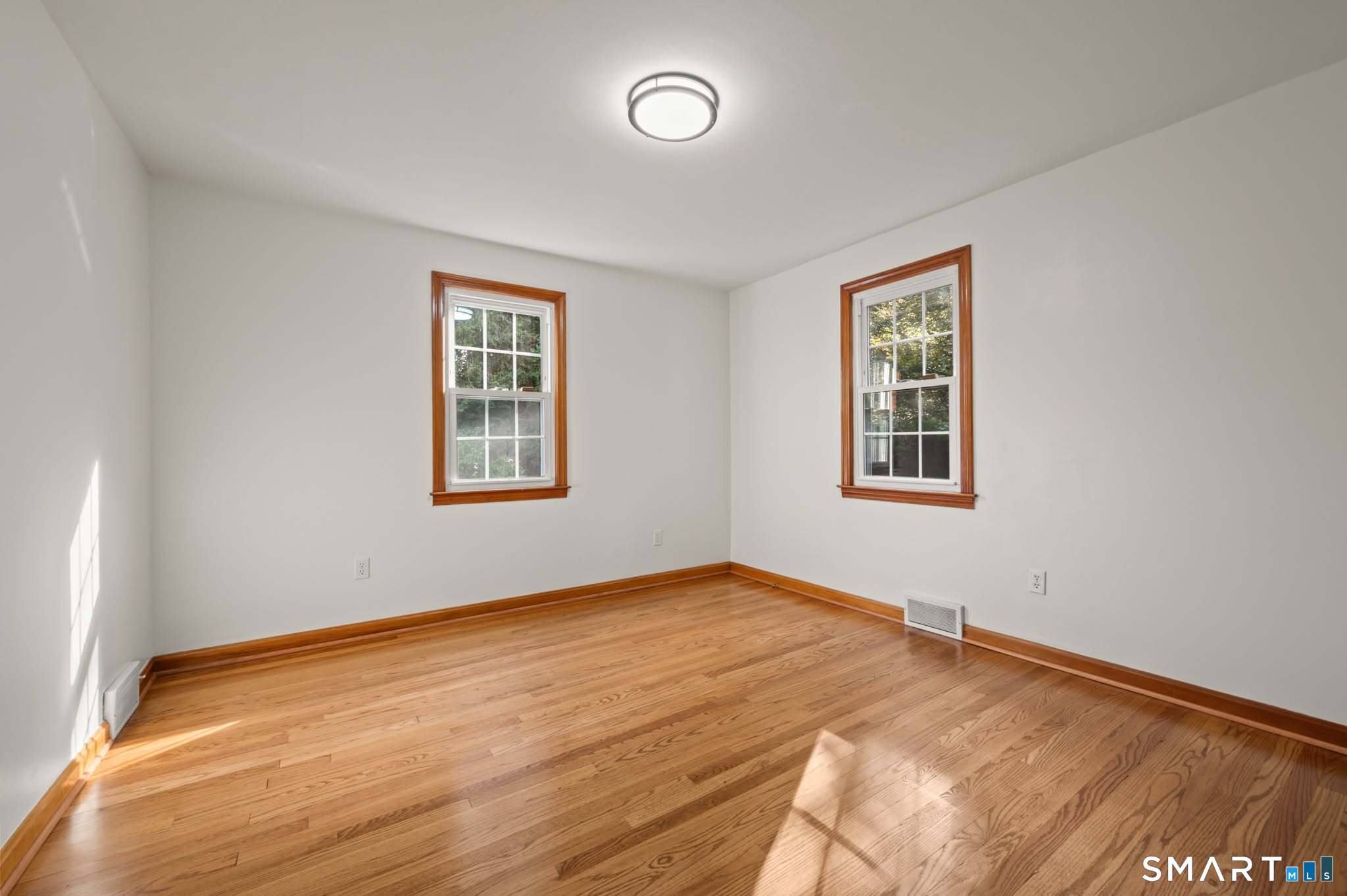 37 Pilgrim Drive photo 20