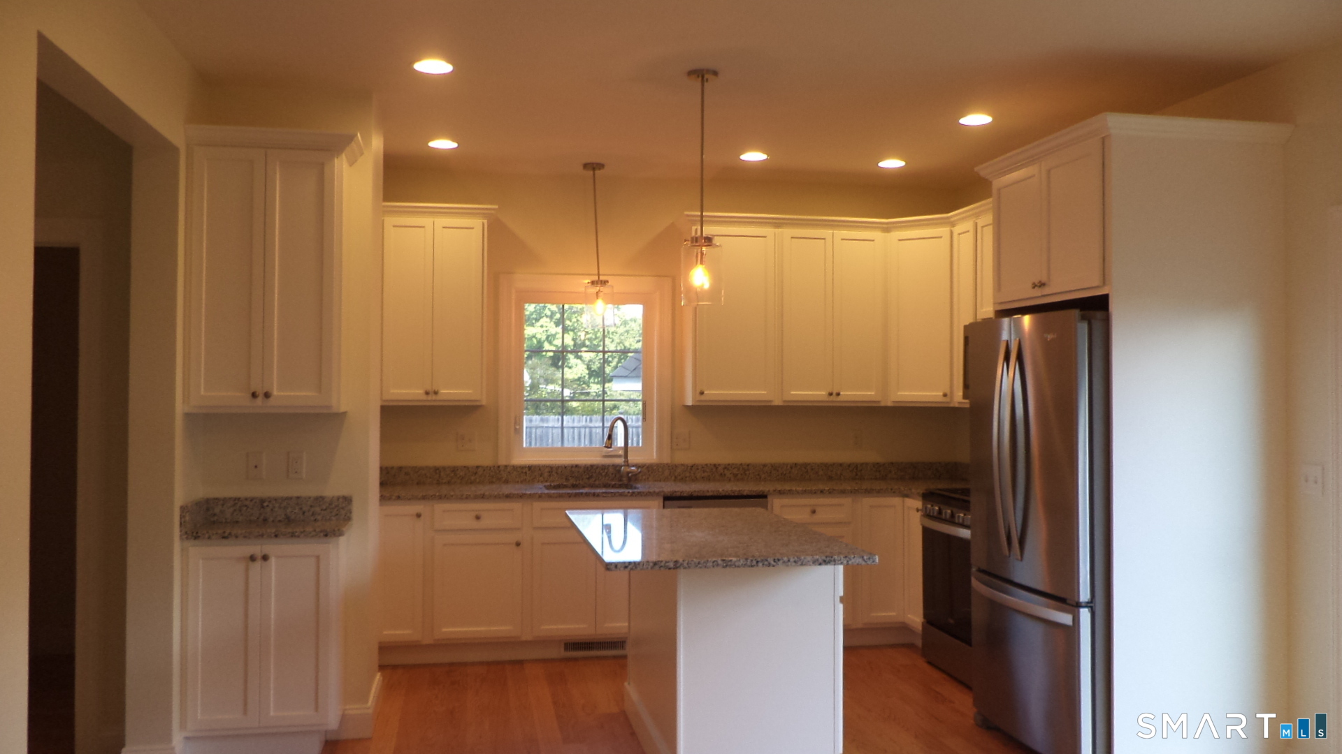 33 Maple Avenue Unit #A photo 6