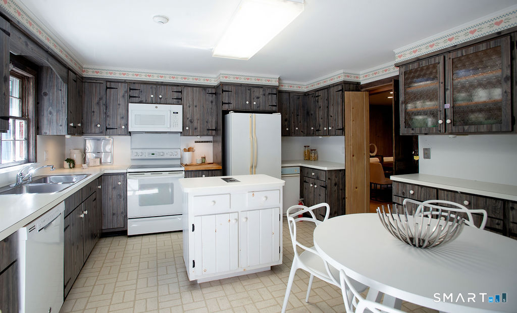 531 Cheese Spring Road photo 11