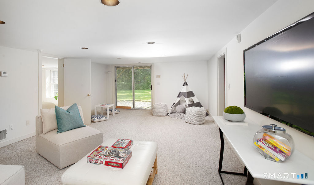 531 Cheese Spring Road photo 21
