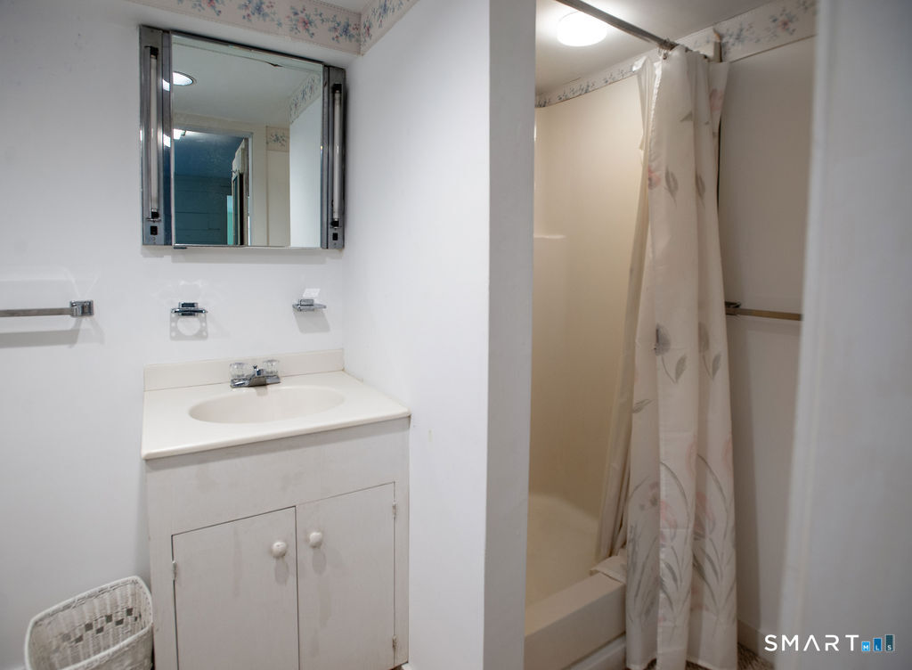 531 Cheese Spring Road photo 24