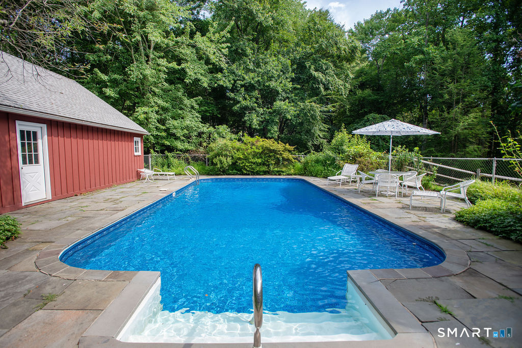 531 Cheese Spring Road photo 25