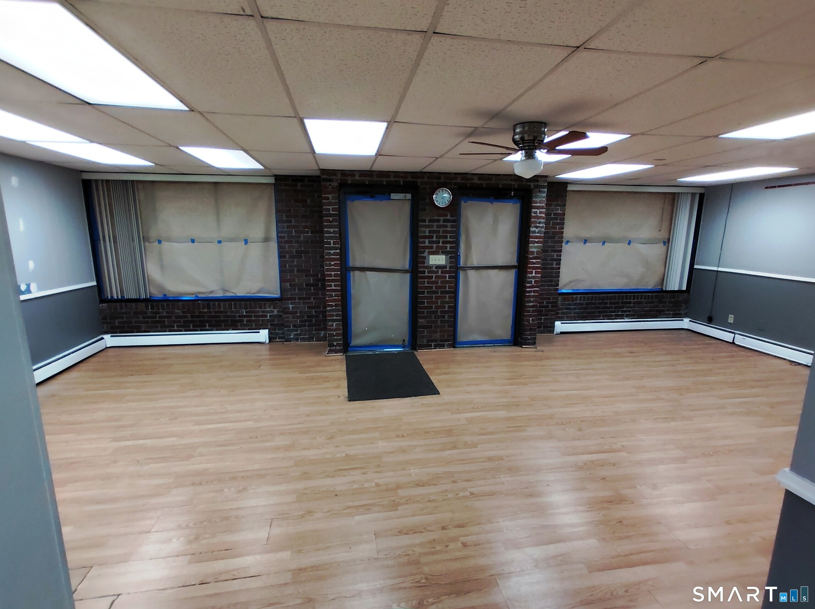 200 West Main Street photo 2