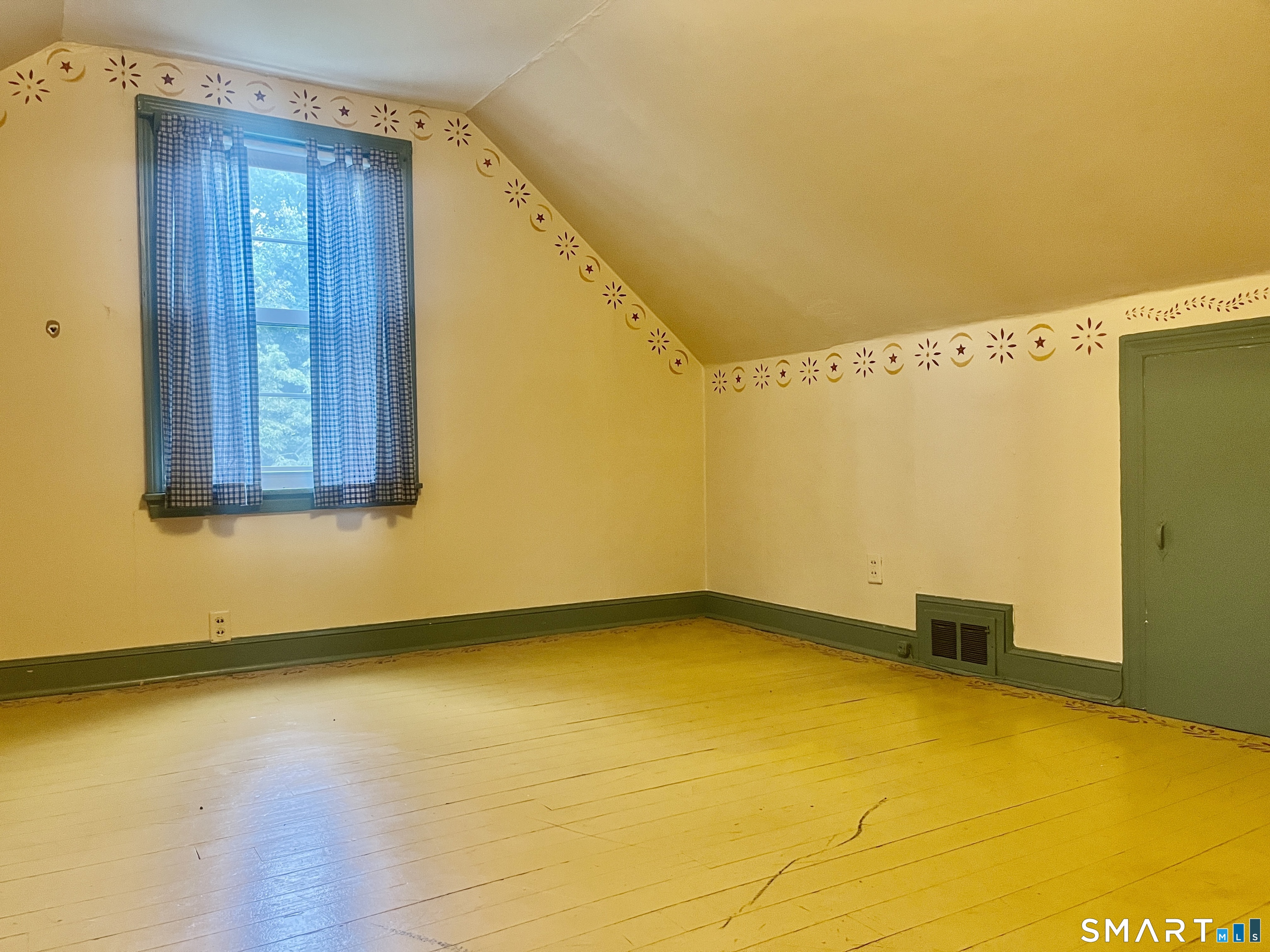 94 Park Avenue photo 28