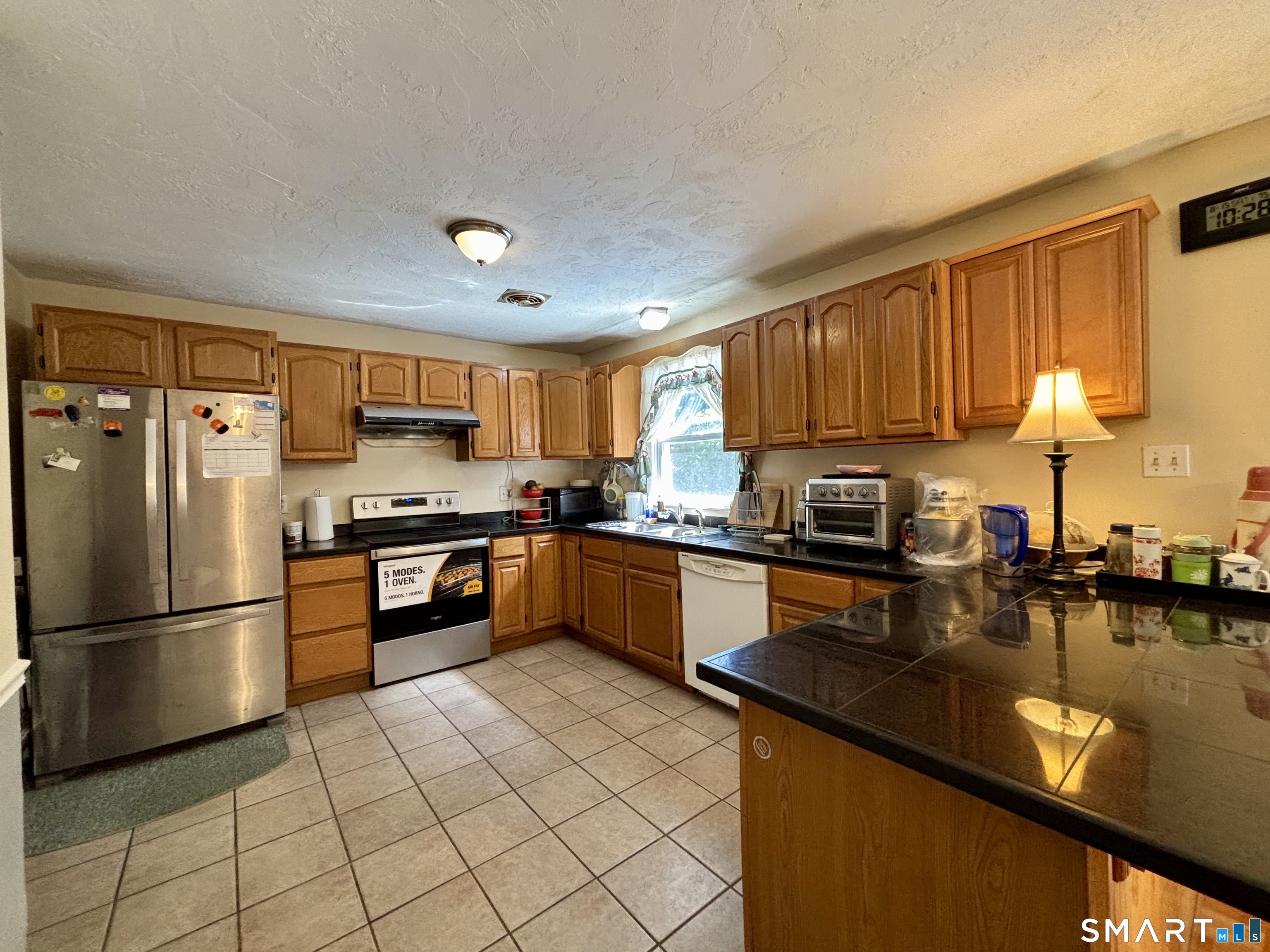 32 Pollys Lane photo 12
