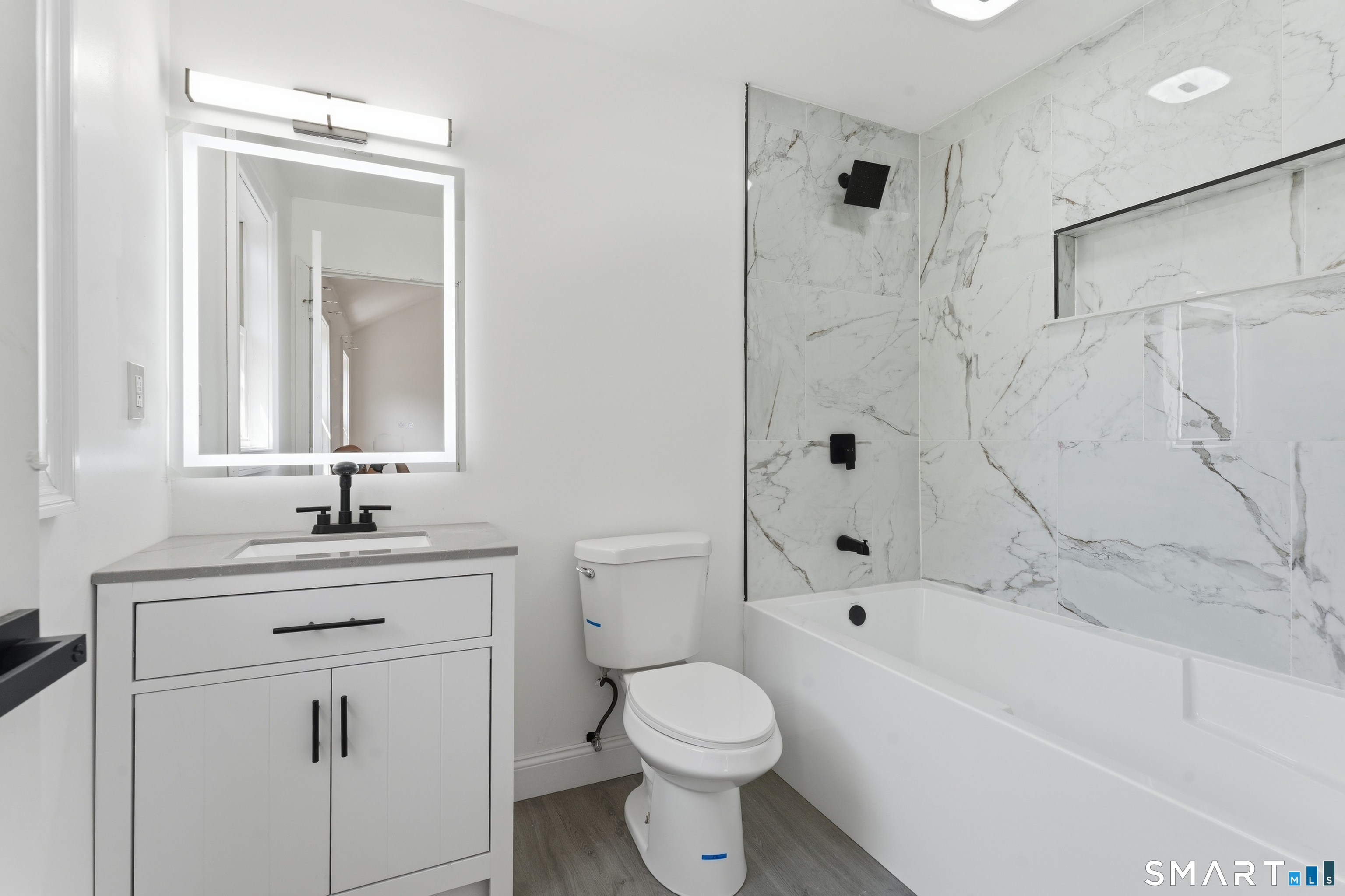 32 Marshall Avenue photo 15