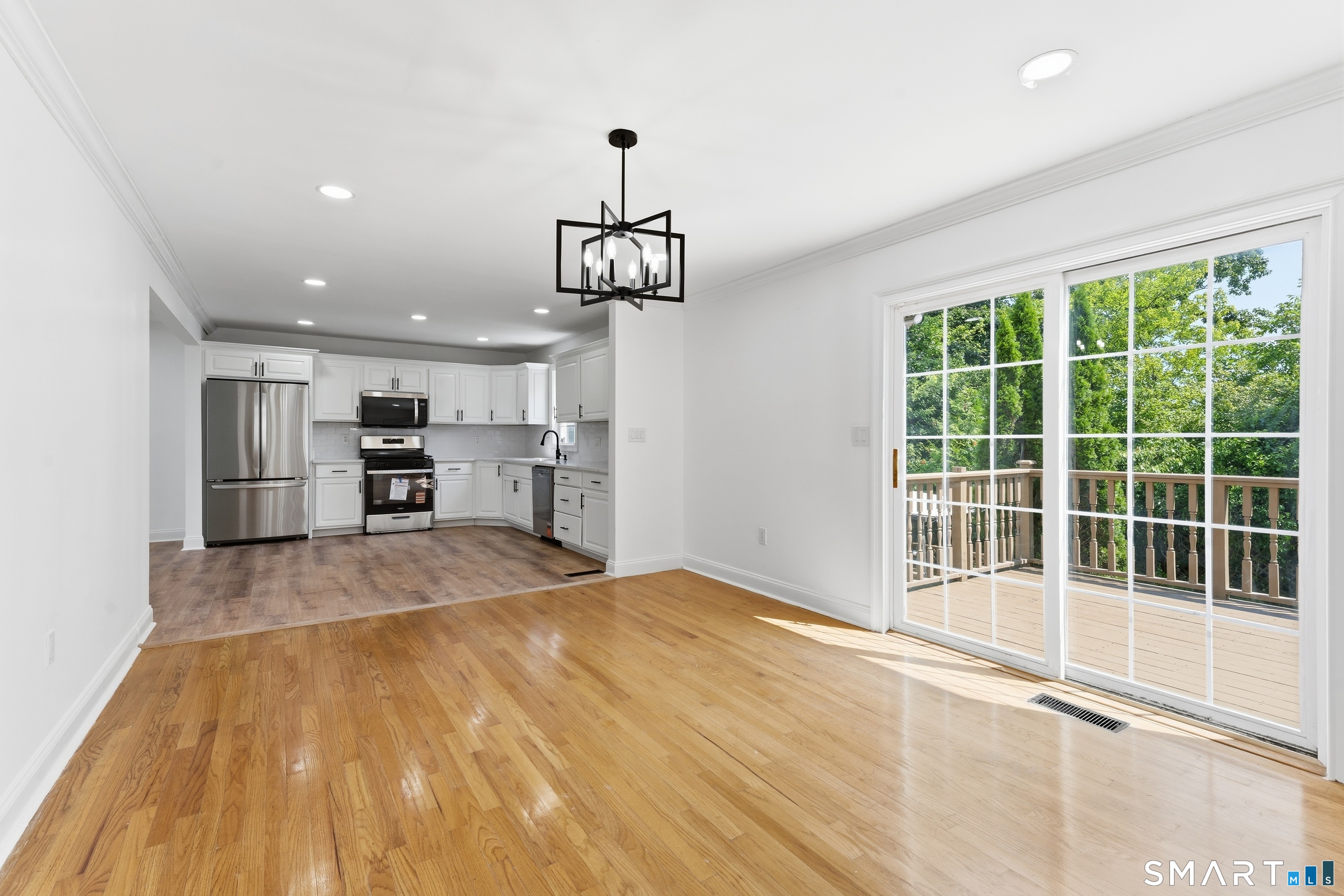 32 Marshall Avenue photo 27
