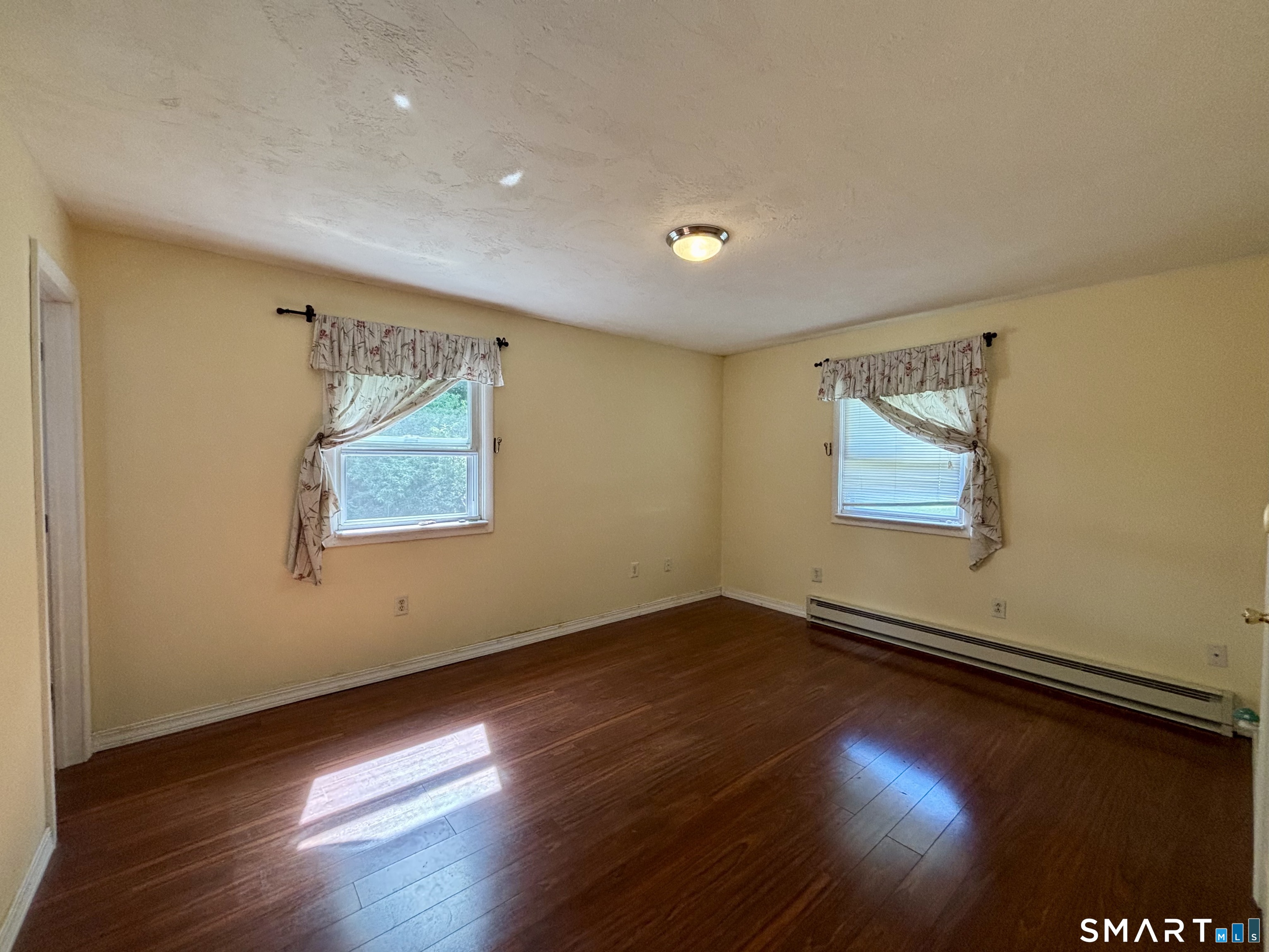 32 Pollys Lane photo 18