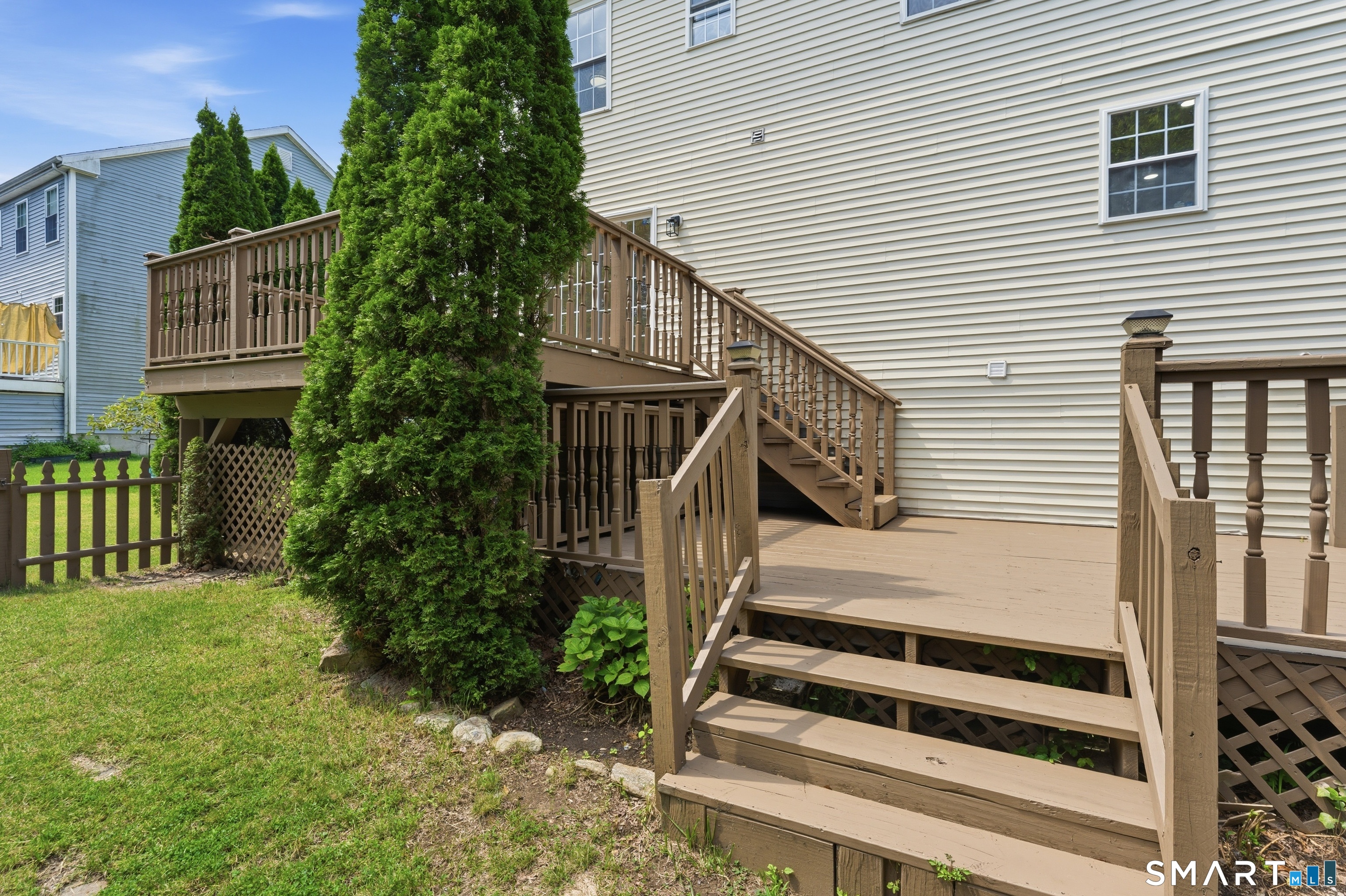 32 Marshall Avenue photo 33