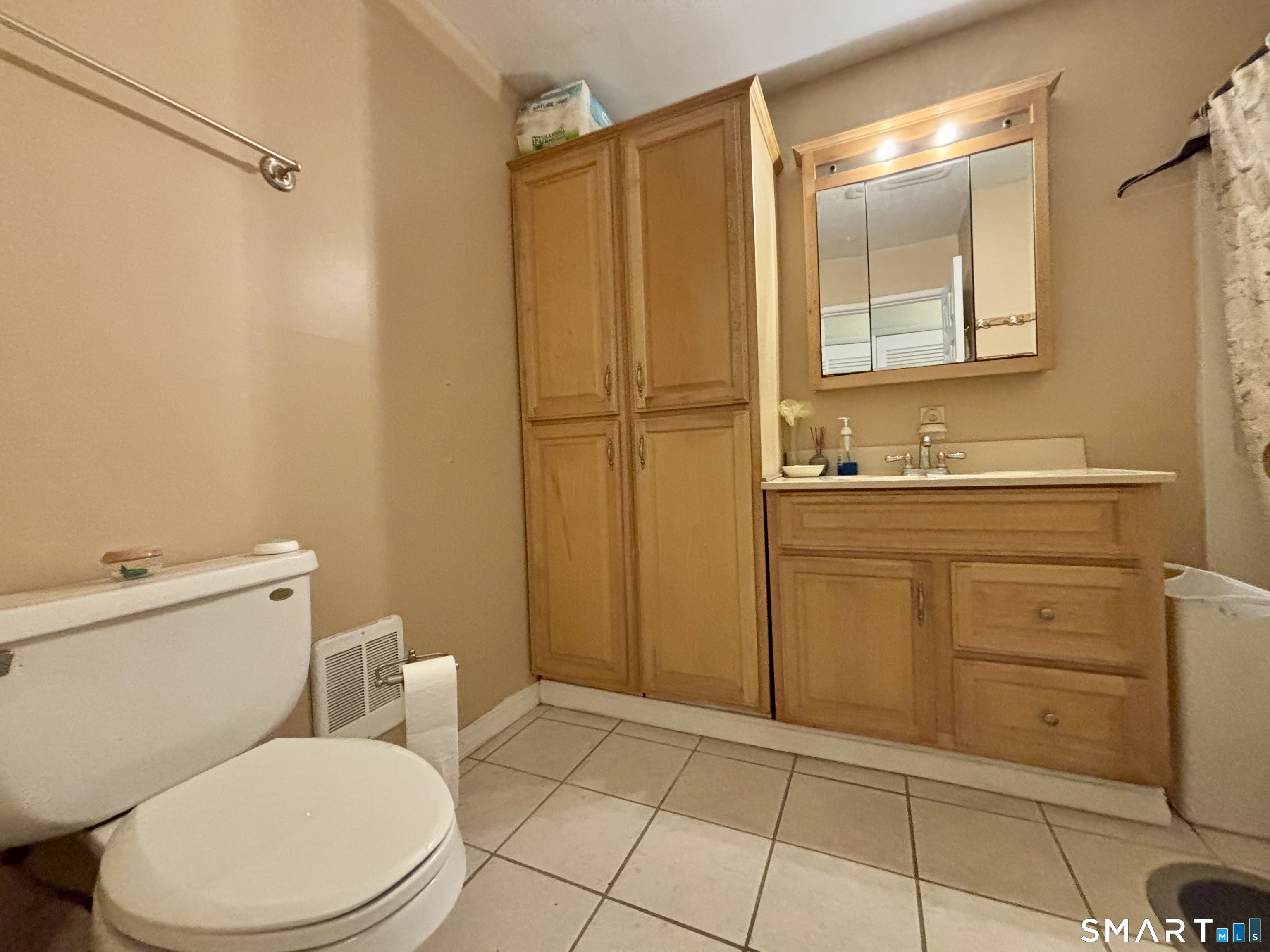 32 Pollys Lane photo 15