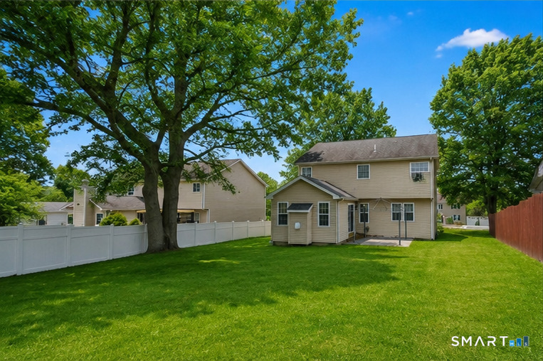72 Broadmere Road photo 30