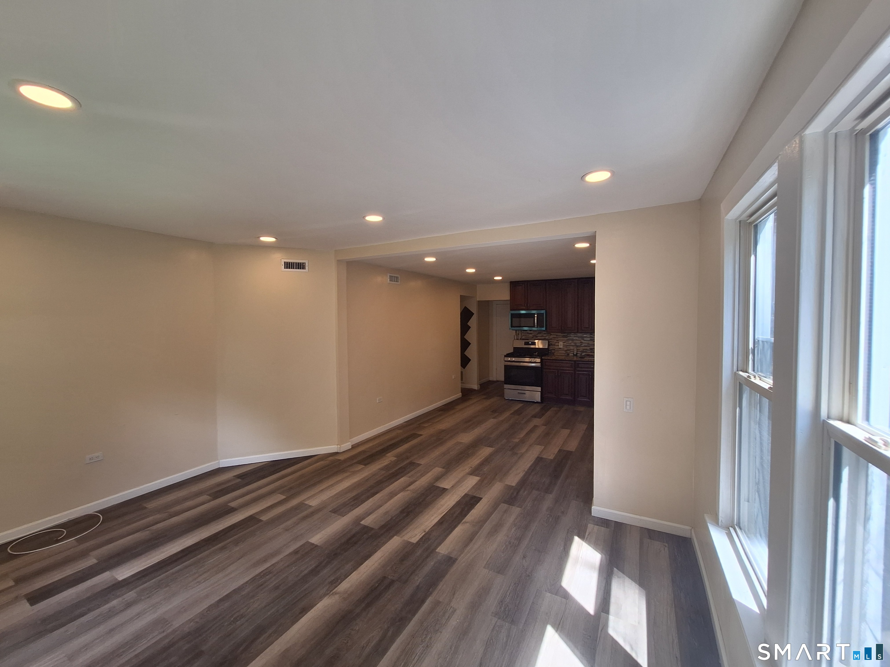 50 Ash Street photo 14