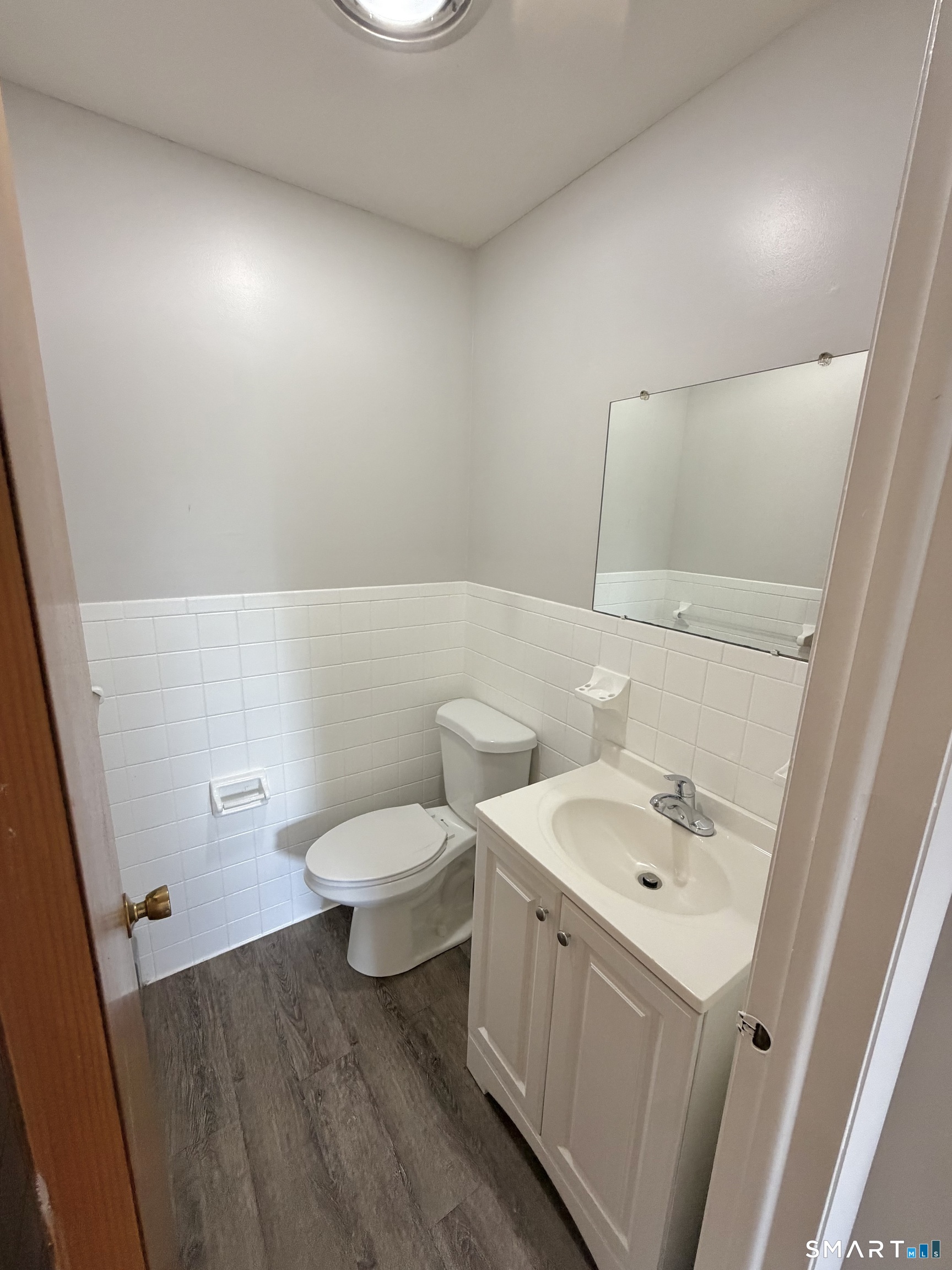 348 Oak Street photo 27