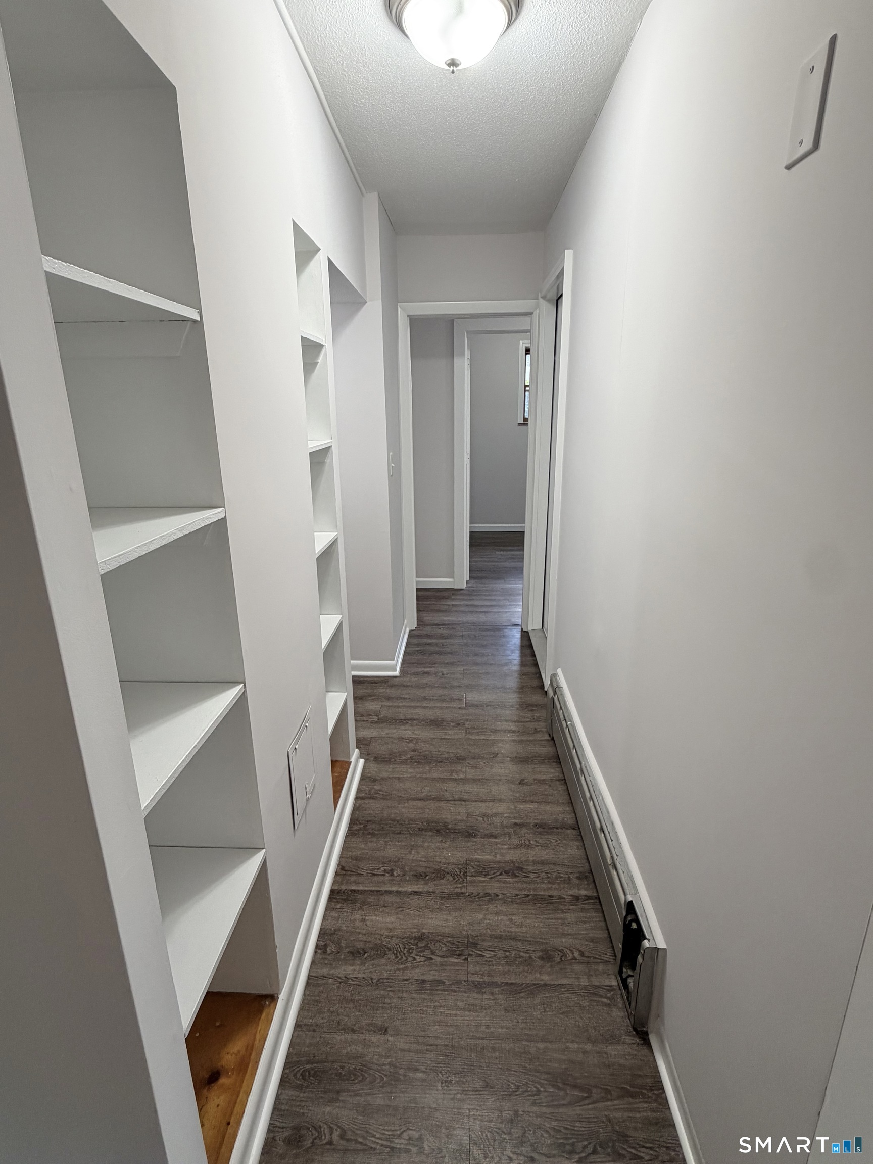 348 Oak Street photo 14