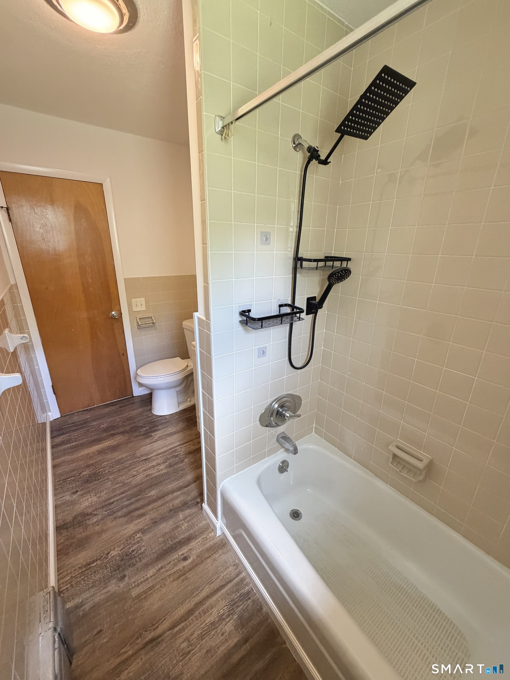 348 Oak Street photo 10