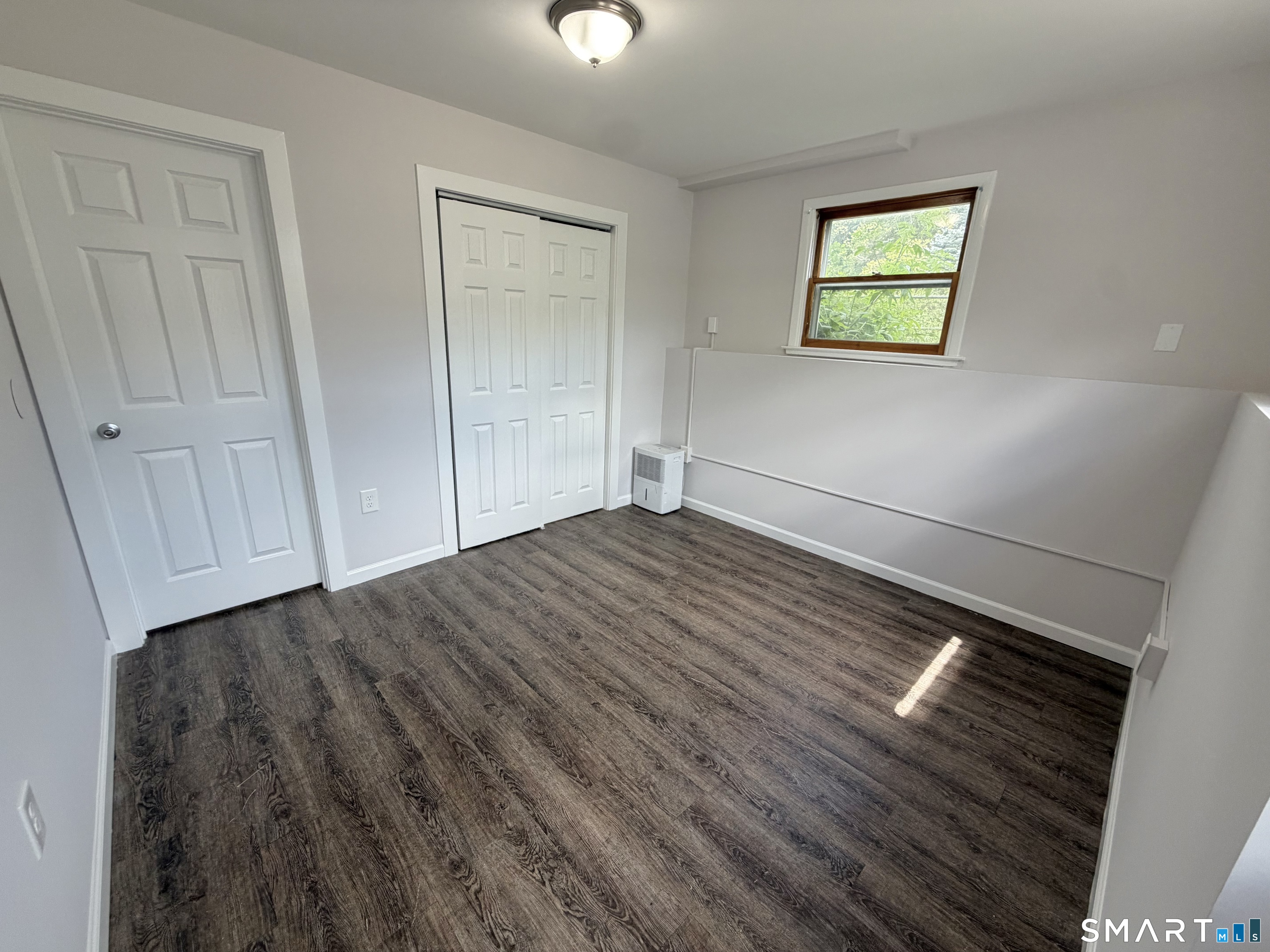 348 Oak Street photo 20