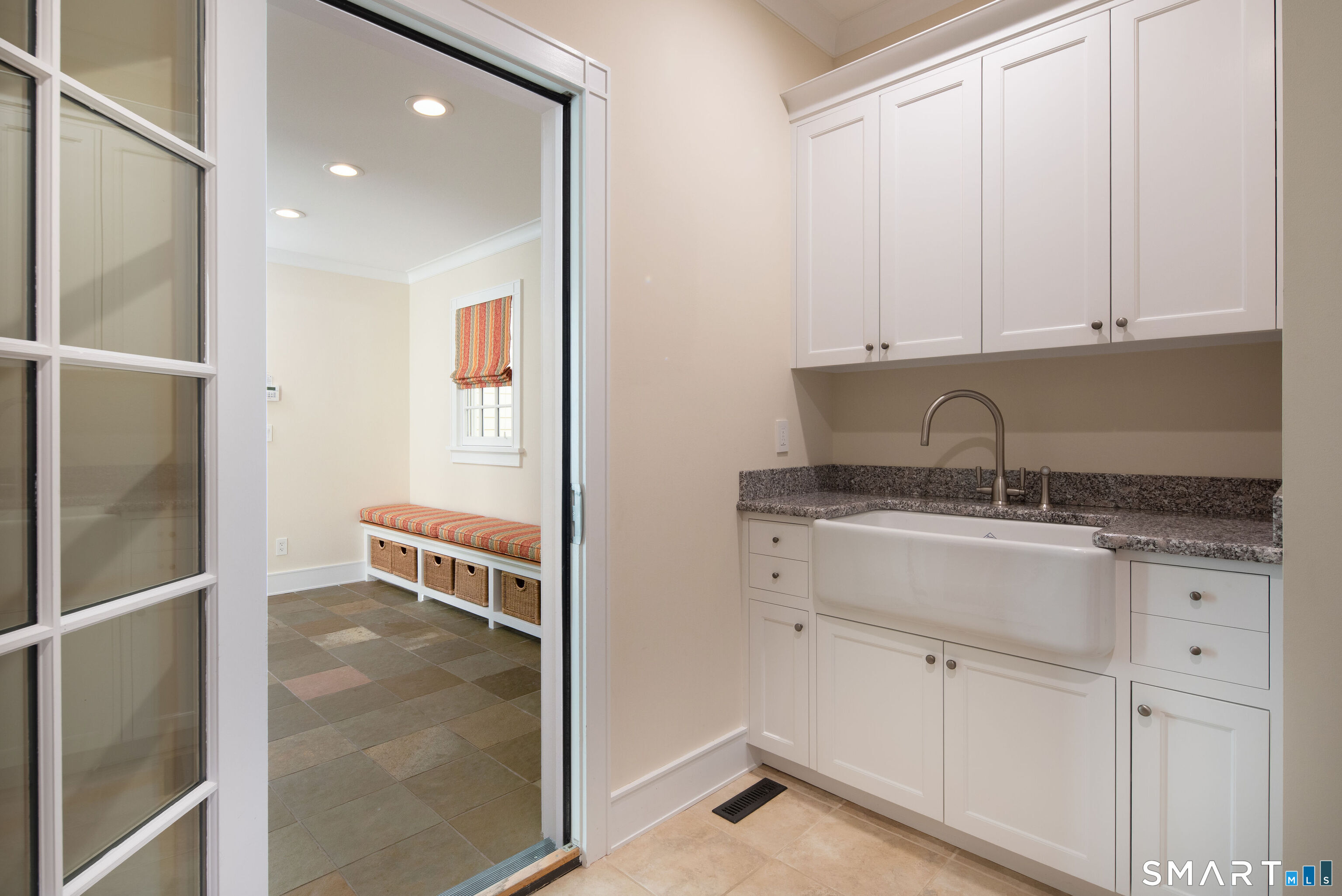 63 Belden Street photo 31