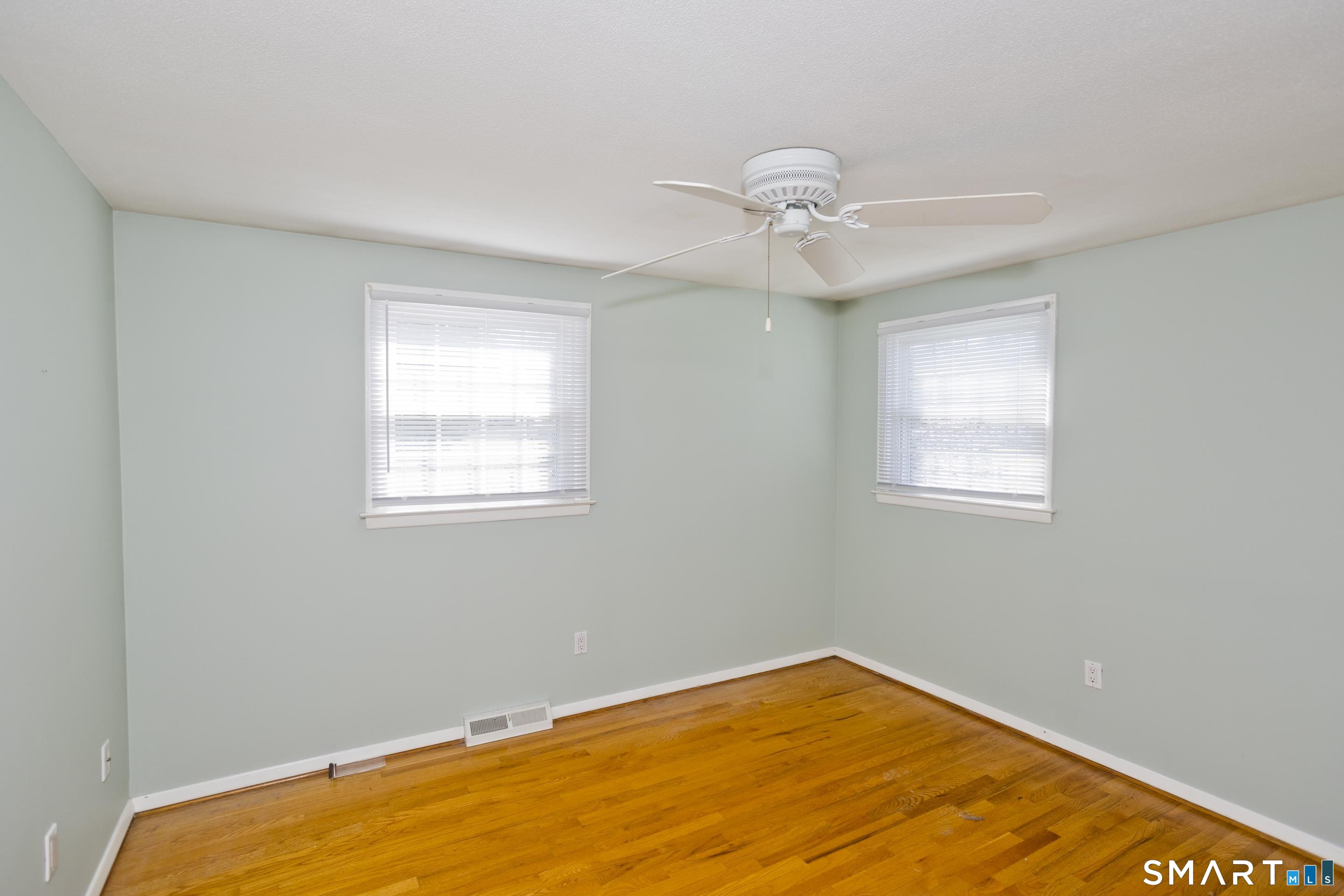 30 Kanter Drive photo 31
