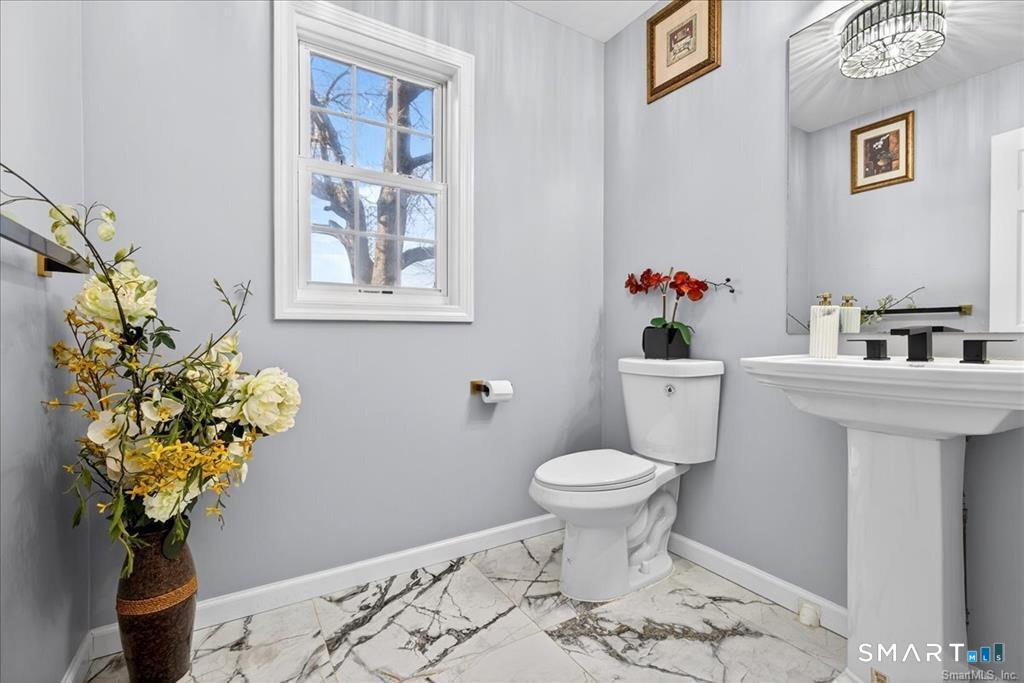 72 Broadmere Road photo 14