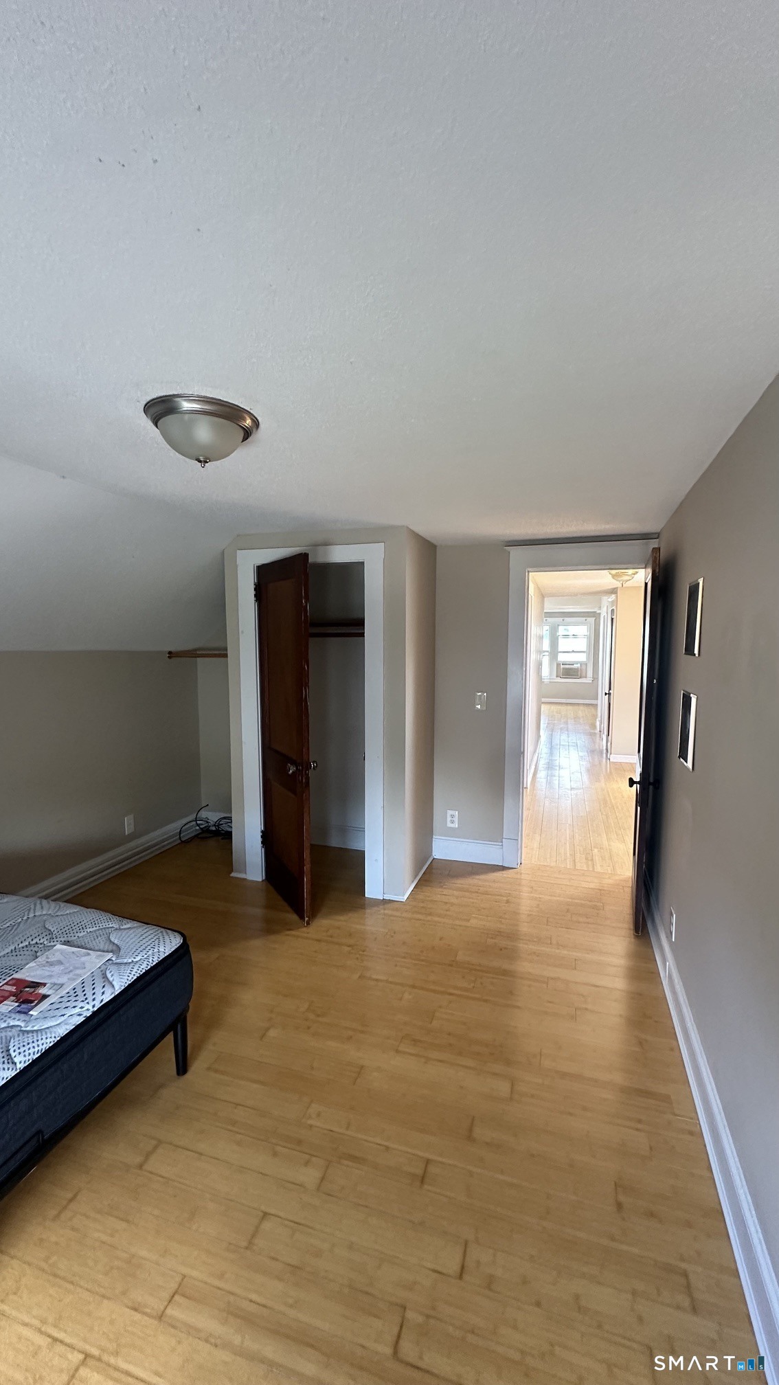 40 Quaker Lane South photo 18