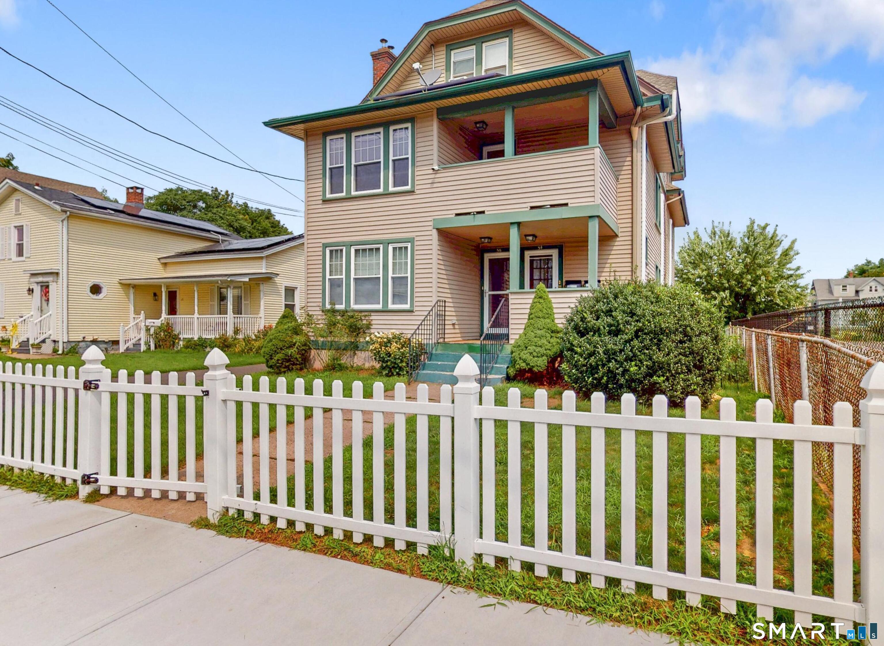 54 Pleasant Street photo 2