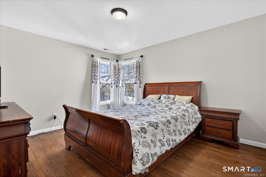 72 Broadmere Road photo 19